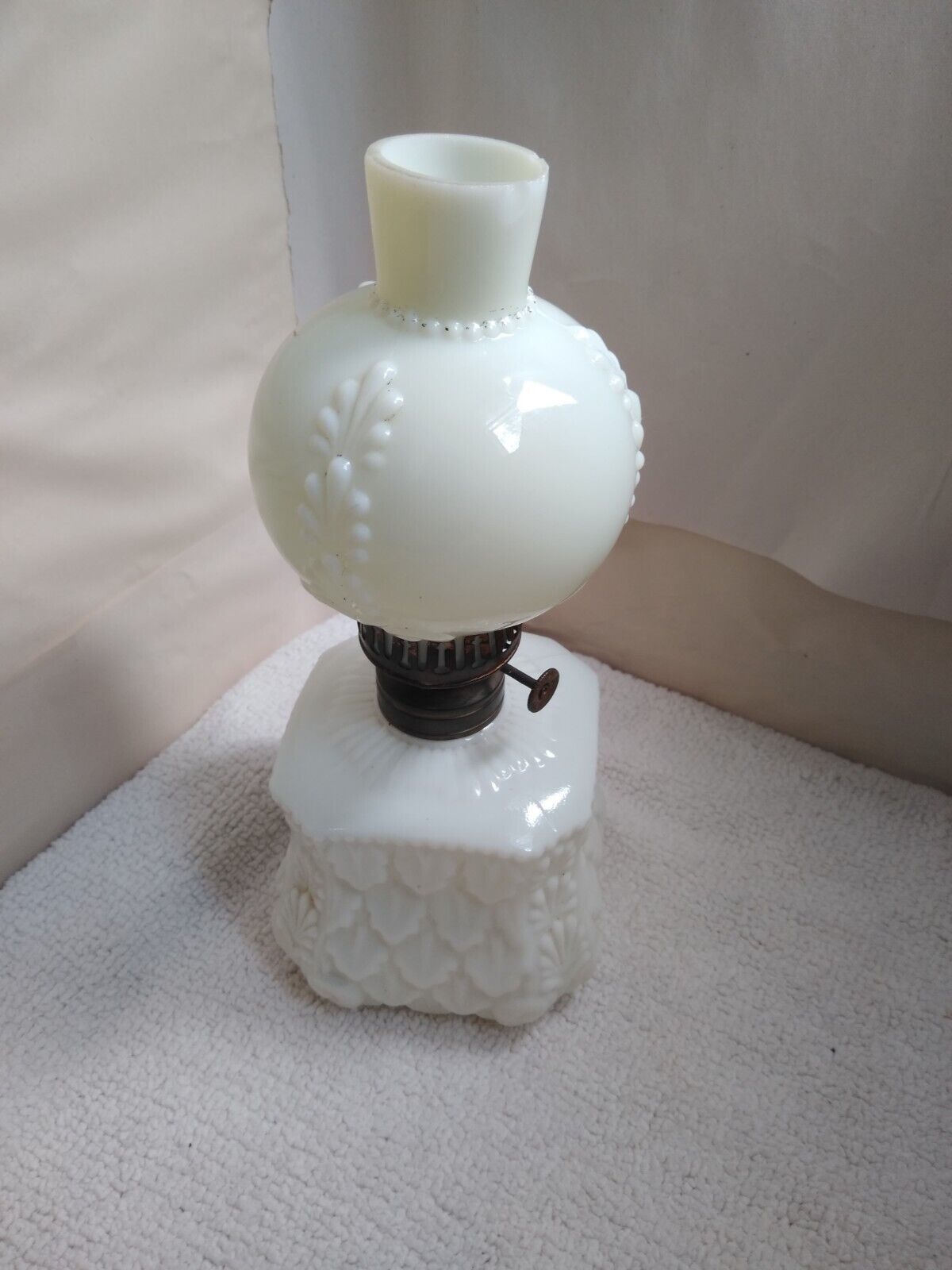RARE Antique Miniature Oil Lamp  Hornet Burner