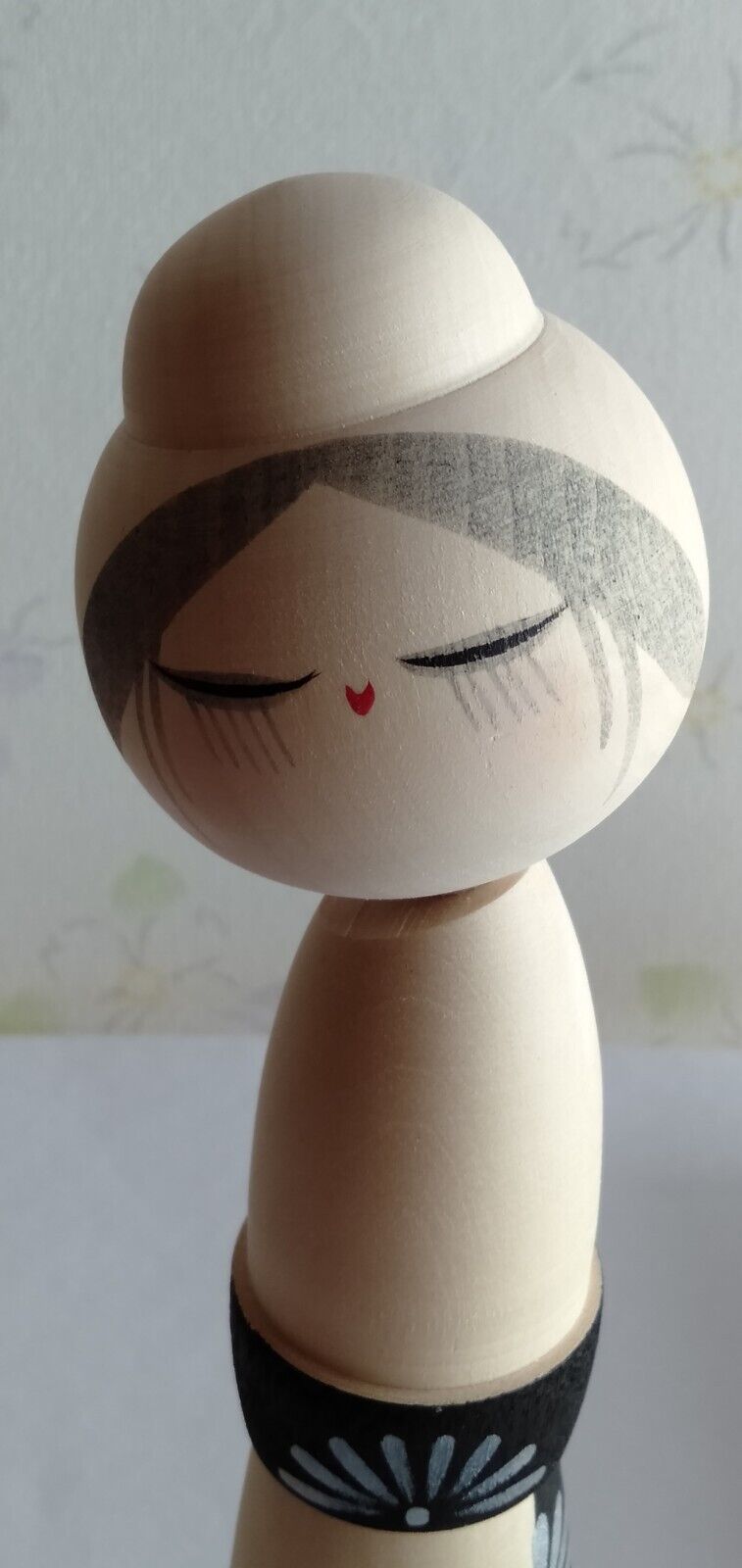 Kokeshi Doll Japanese Wooden  Signed  Sato Suigai H22cｍ(8.6