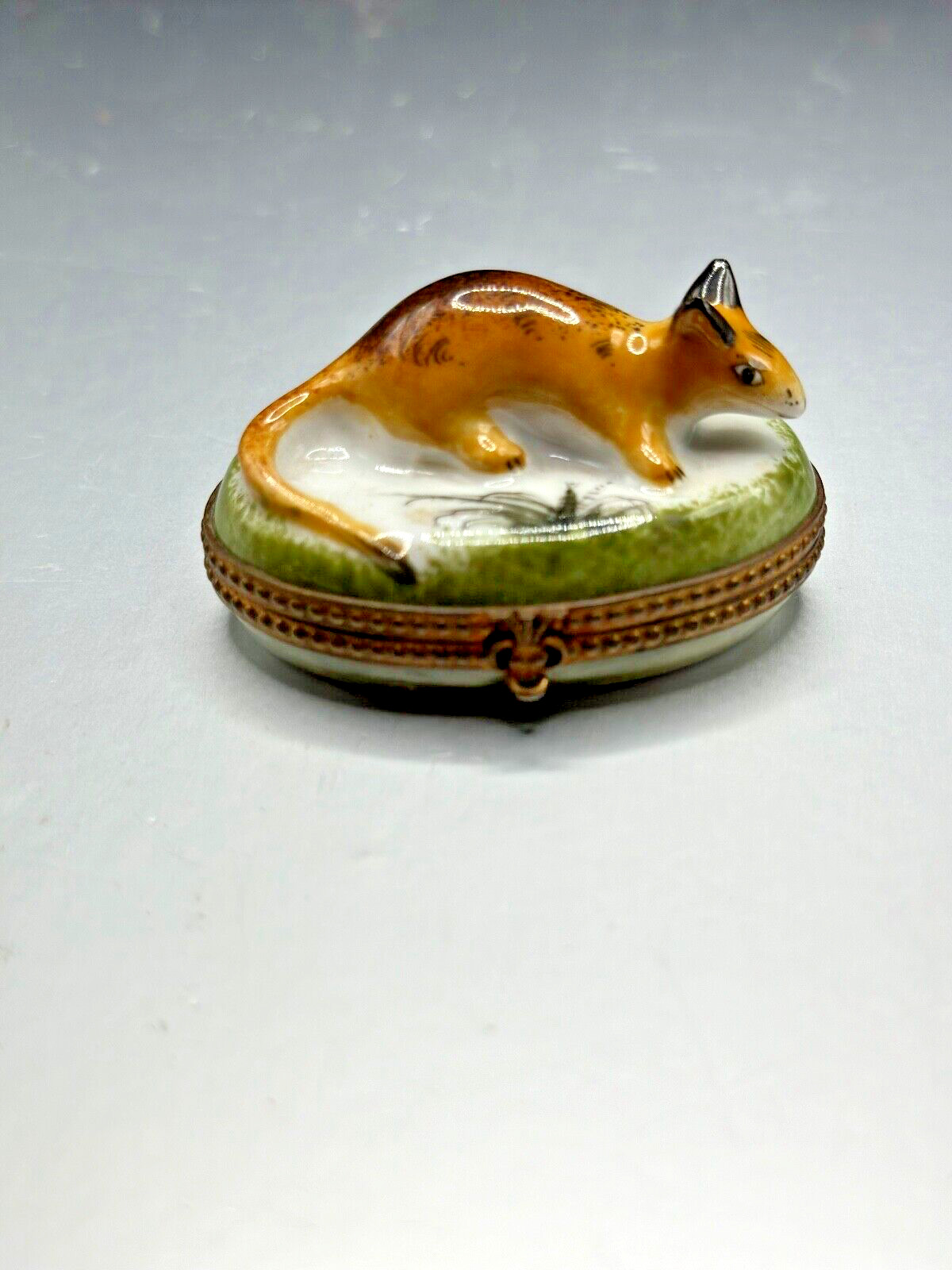 Limoges France FIELD MOUSE RODENT Ceramic Peint Main Hand Painted Trinket Box