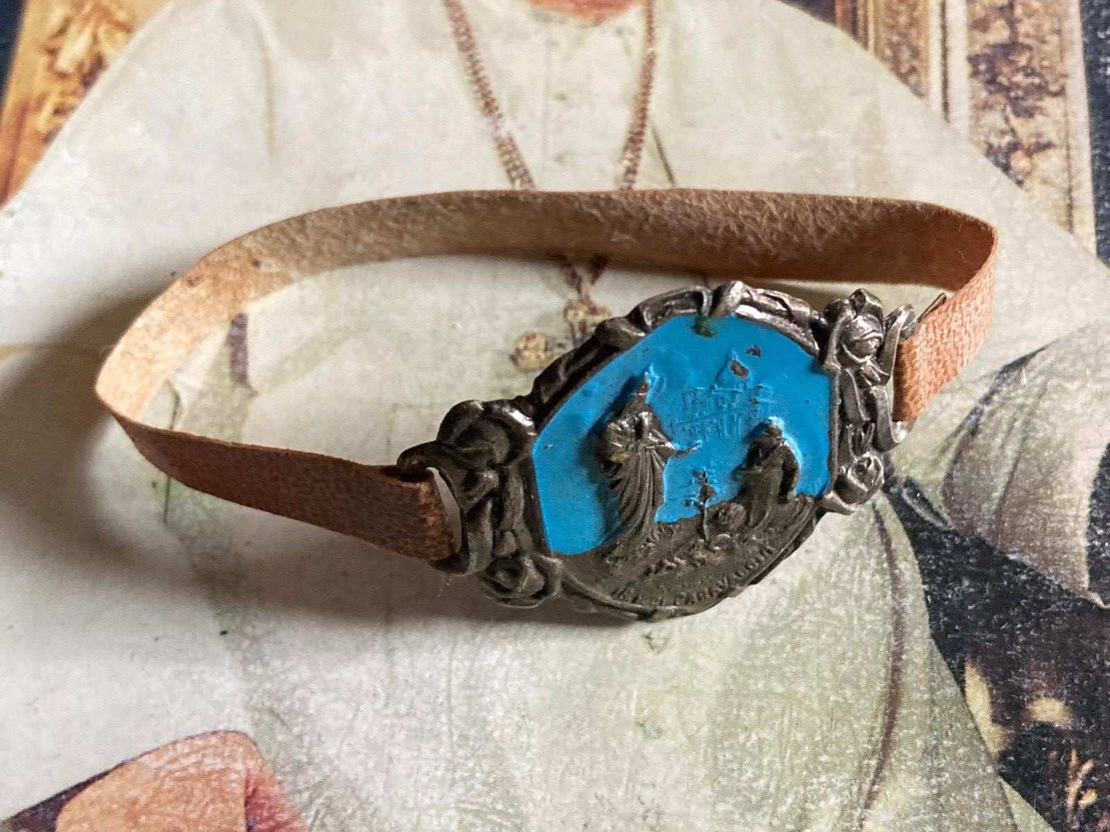 RARE VINTAGE OUR LADY of Caravaggio : Stunning enamelled bracelet - 1950's 