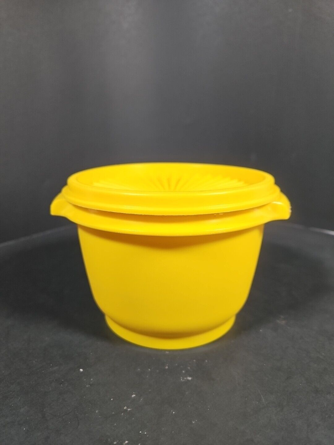 Vintage Tupperware Servalier Yellow Bowl Storage Container #886 W/ Lid #812