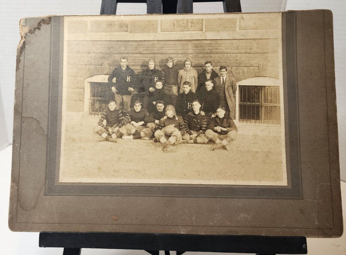 ANTIQUE CABINET CARD OF UNKNOWN FOOTBALL TEAM WHO WERE ST. LOUIS CHAMPS IN 1914