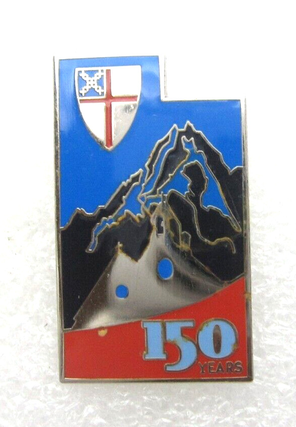Mountain Alps 15 Years Lapel Pin (C97)