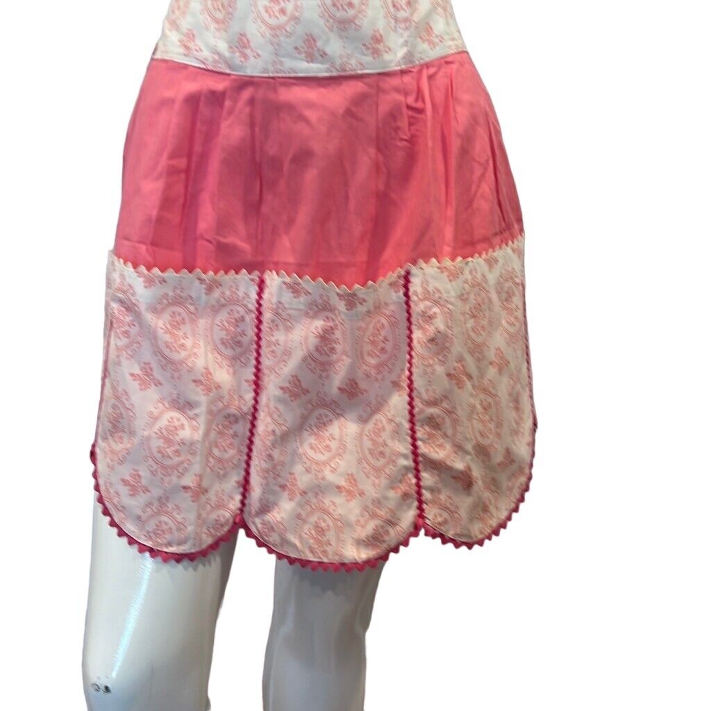 Vintage 1950s apron floral cotton print pink & White Print