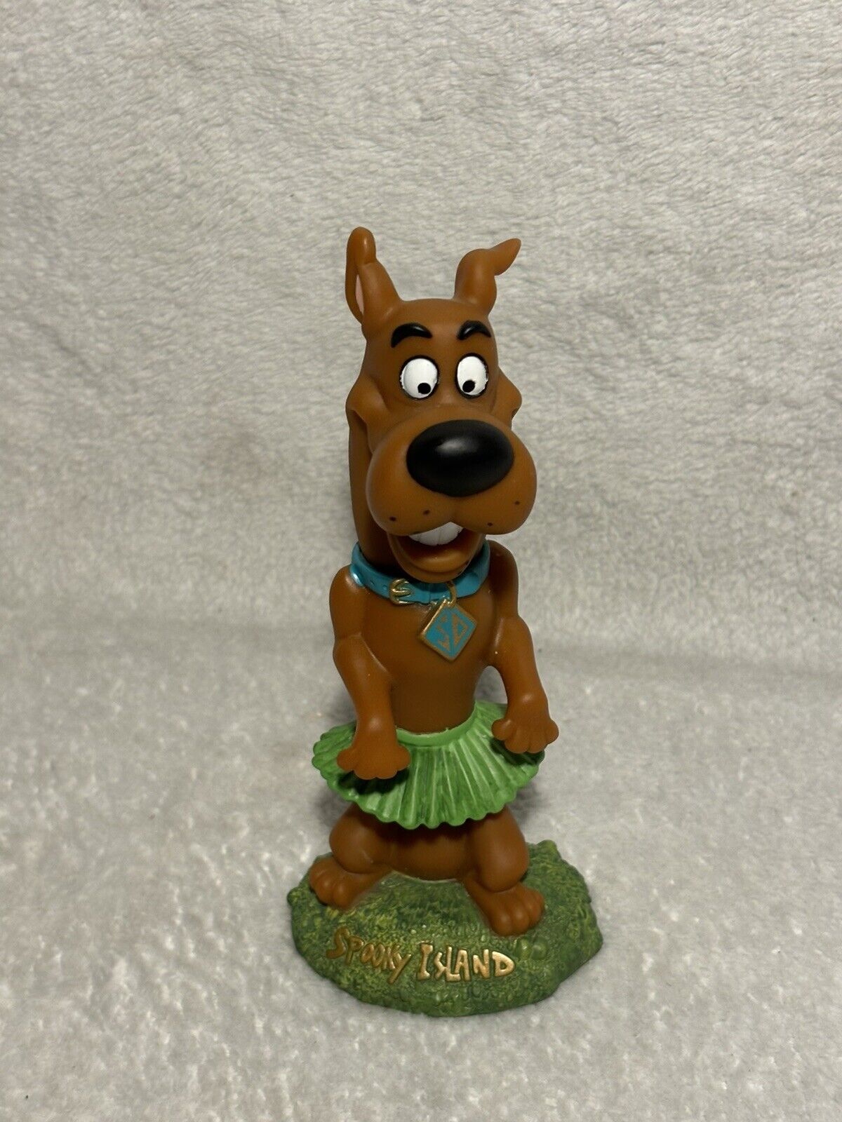 Scooby-Doo Spooky Island Bobbles At The Hips Hanna Barbera 2002 Fast 