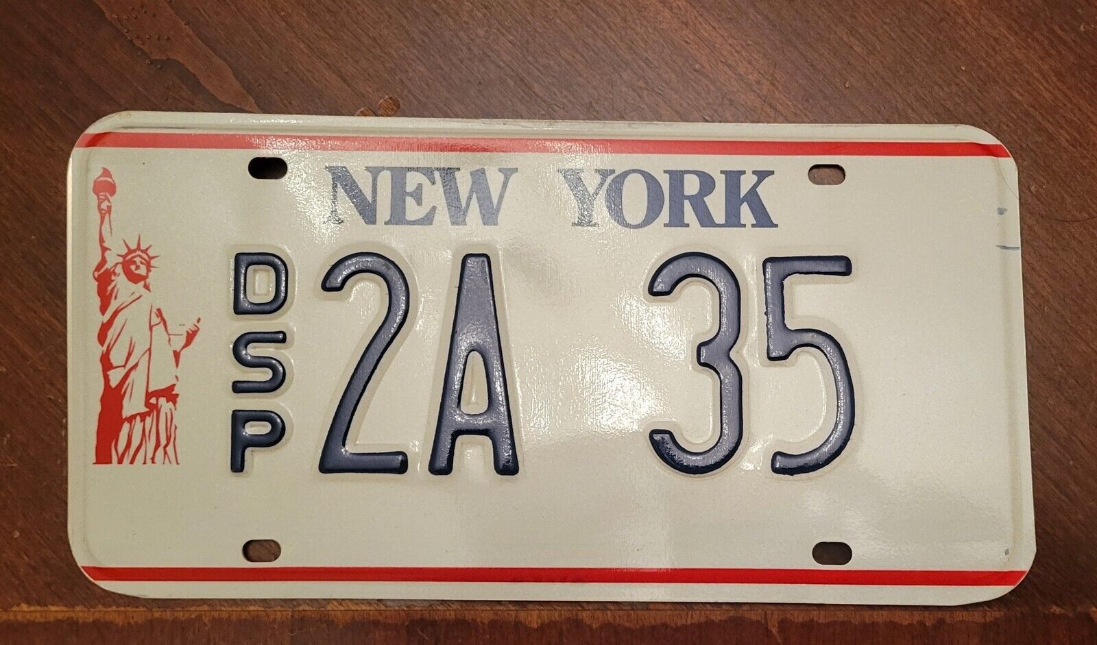1986-1995 NEW YORK STATE POLICE TROOP A ZONE 2 PLATE
