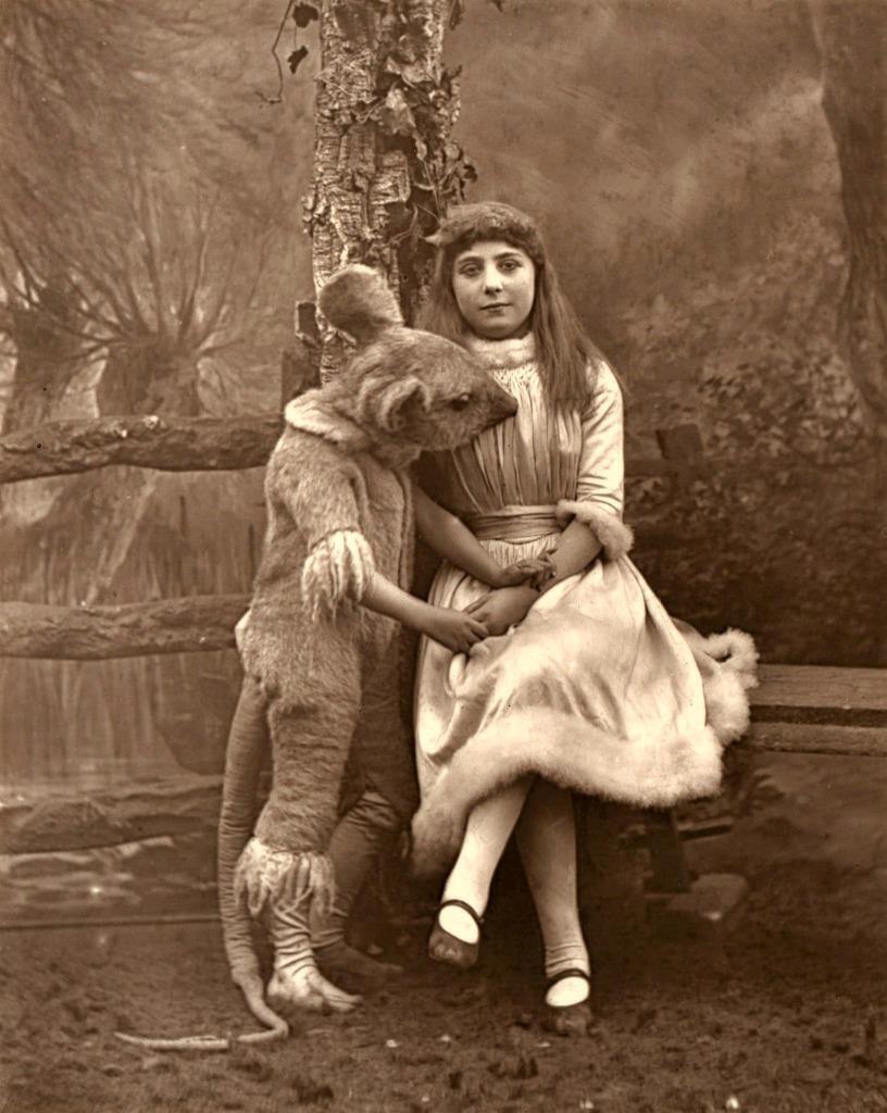 Victorian Photo Mouse Young Girl Strange Weird Spooky Creepy Freaky Scary 72A