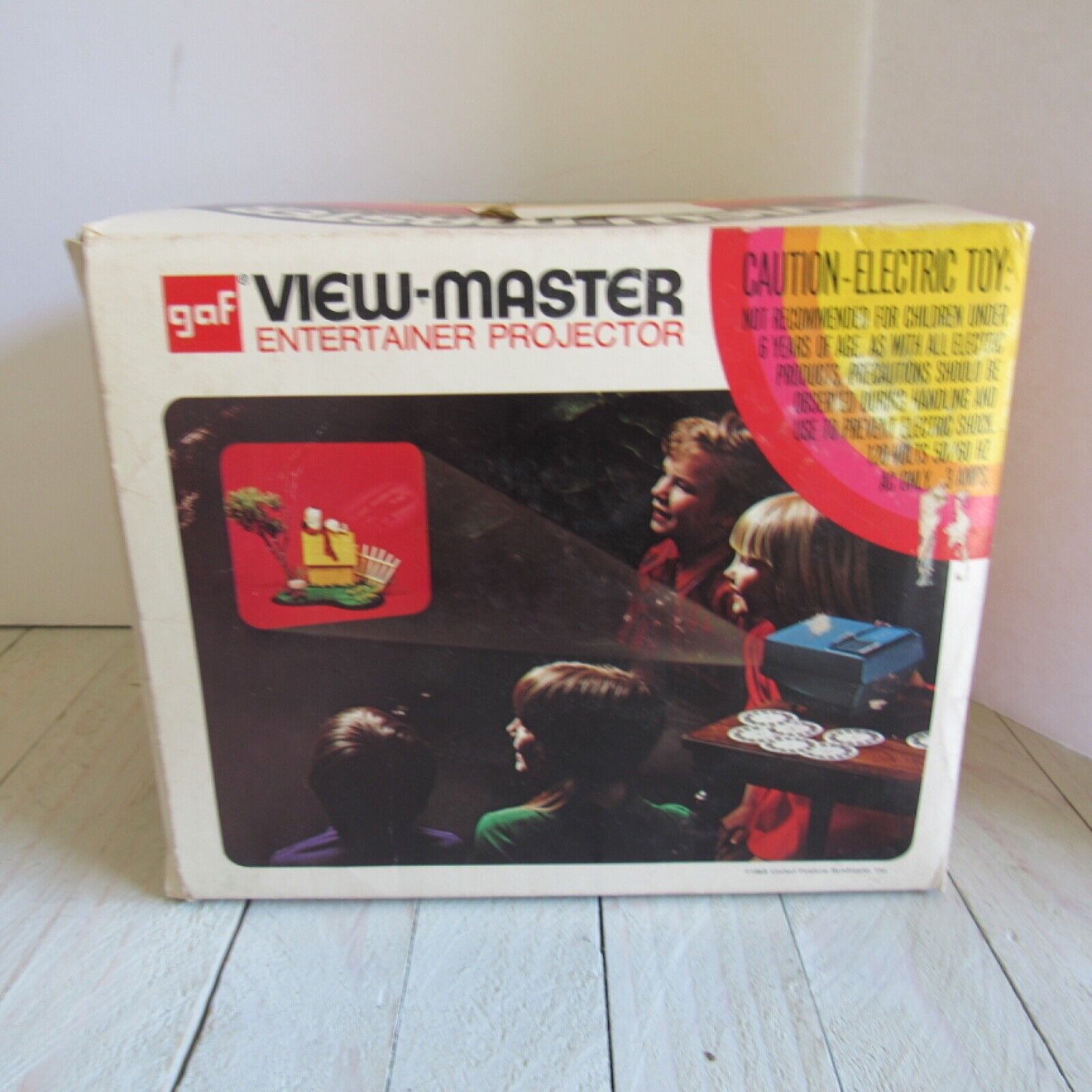 Vintage GAF View Master Projector/Box/Stero Picture Reels WORKS