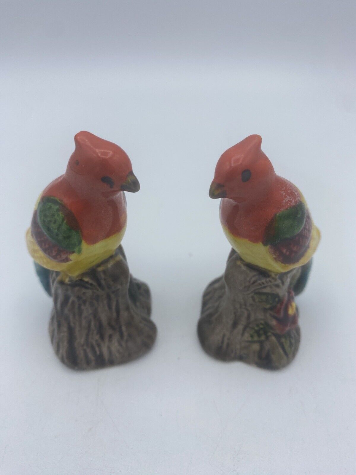 Pair Of VTG 3” Japanese Hand Painted Porcelain Colorful Bird On Stump Figurine