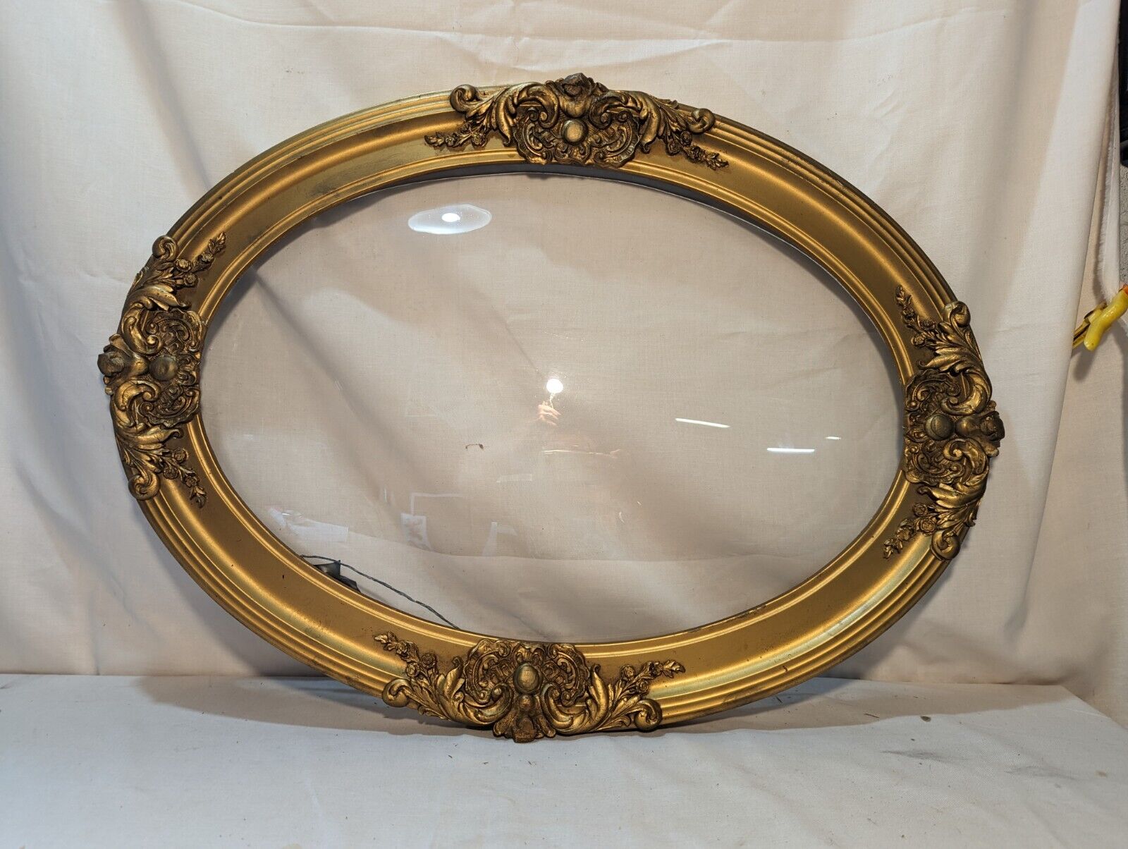 Antique Victorian Gold Gesso Wood Oval Picture Frame Bubble Convex Glass