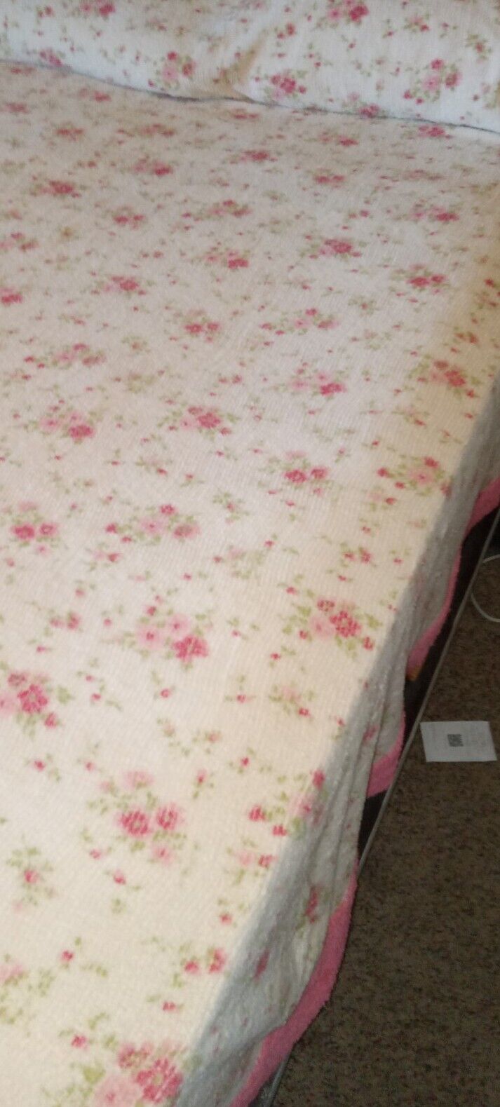 Vintage Bedspread Shabby Chic Cottage Core PINK Ribbed Chenille Full Queen