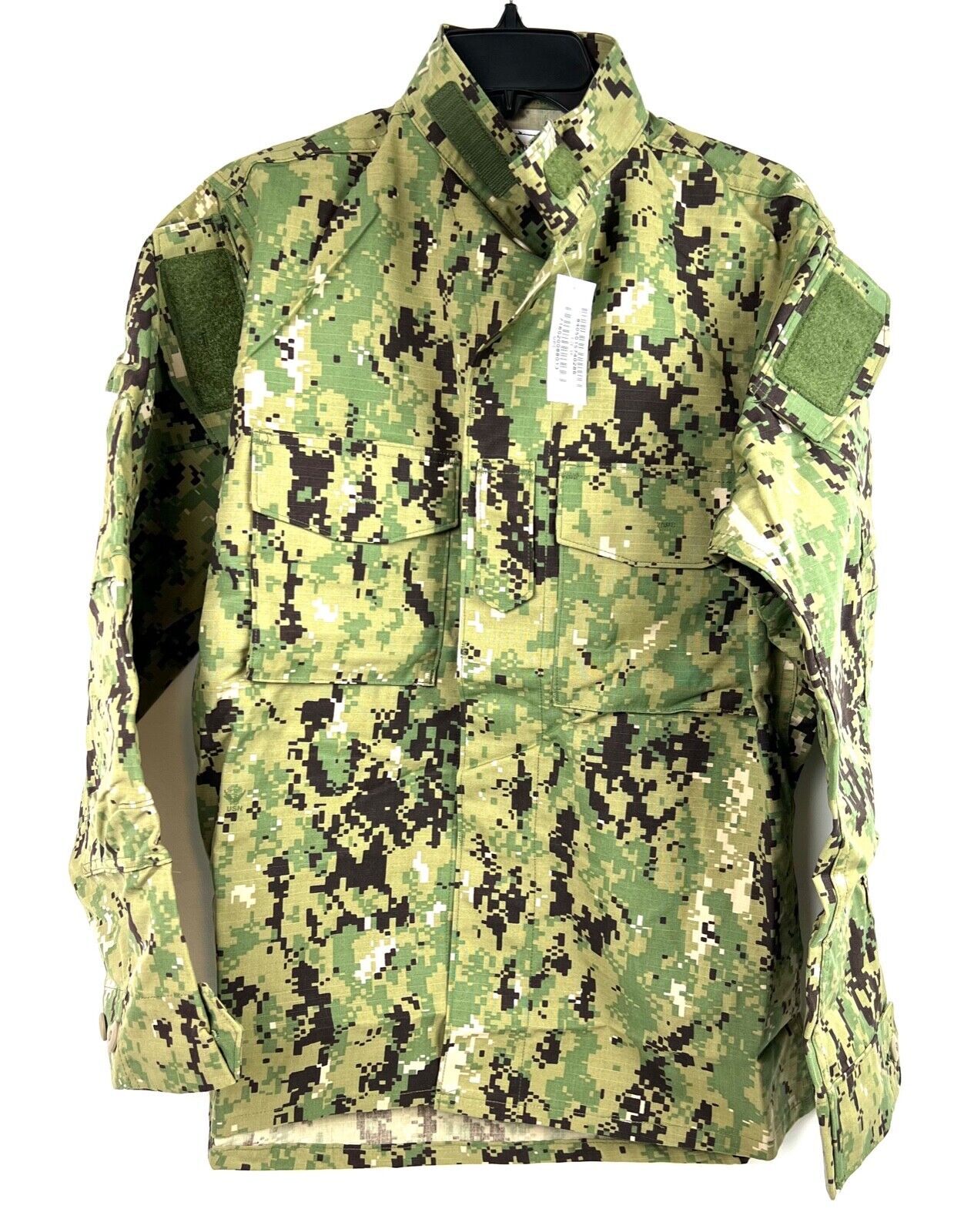 New US Navy USN NWU Type III Working Uniform Blouse Jacket Small Regular AOR2