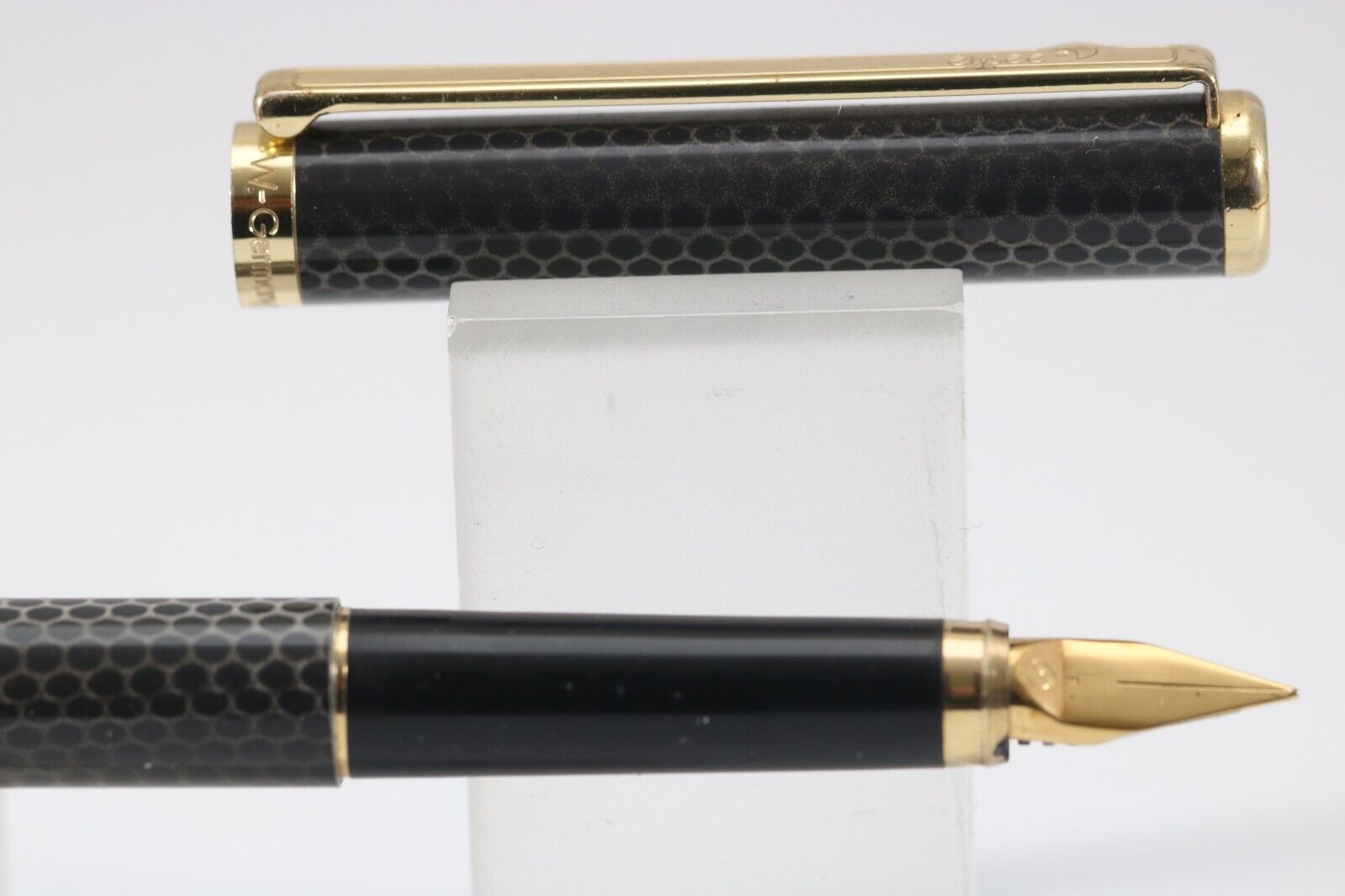 Vintage (c1981-87) Elysee No. 70 Lacquered Cobra Fine Fountain Pen, GT