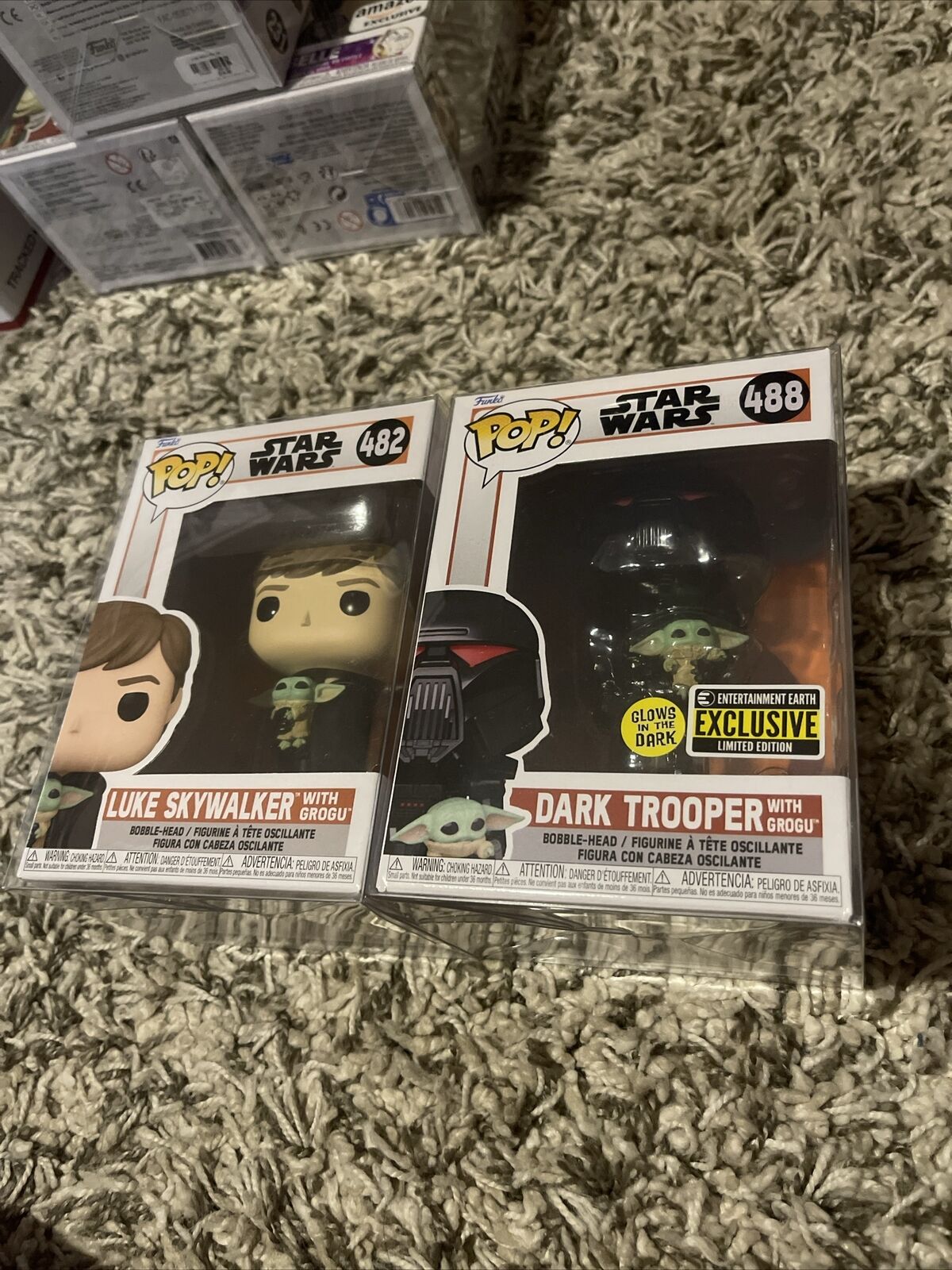 LOT OF 2 SRAT WARS POPS #482 and #488