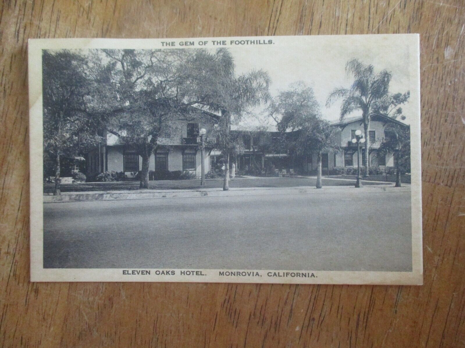 Eleven Oaks Hotel Monrovia, California Postcard Unposted