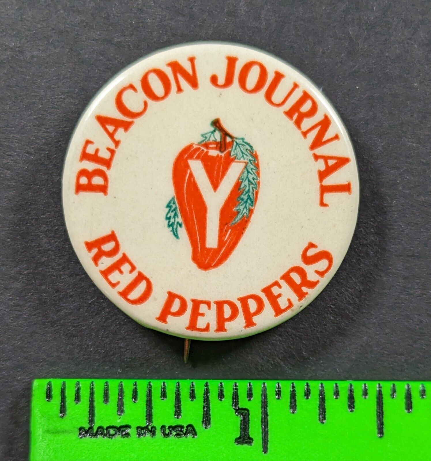 Vintage 1930\'s Beacon Journal Red Peppers Akron Ohio Pinback Pin