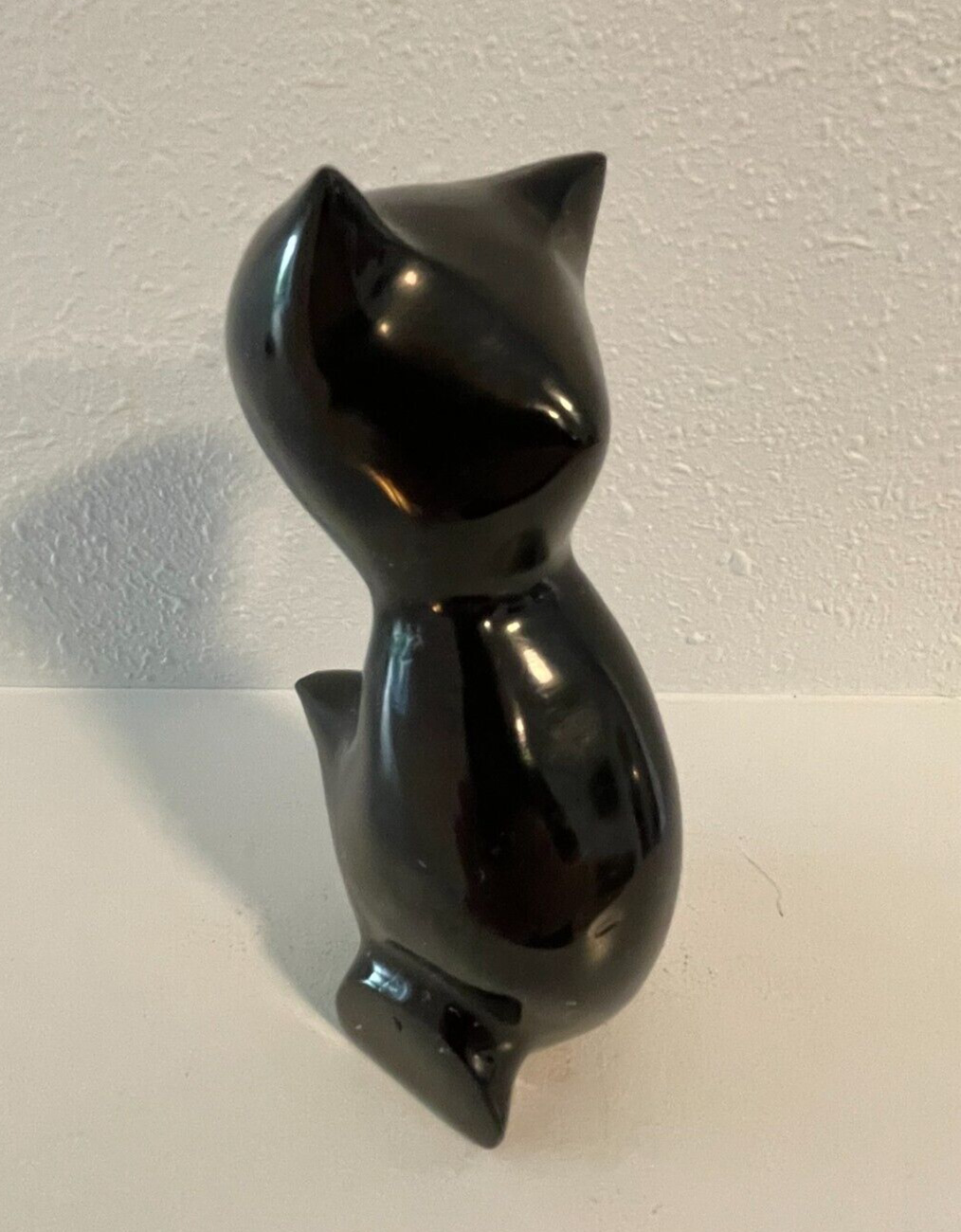 Unique Vintage Black Stone Modernist Kitty Cat Paperweight Figurine