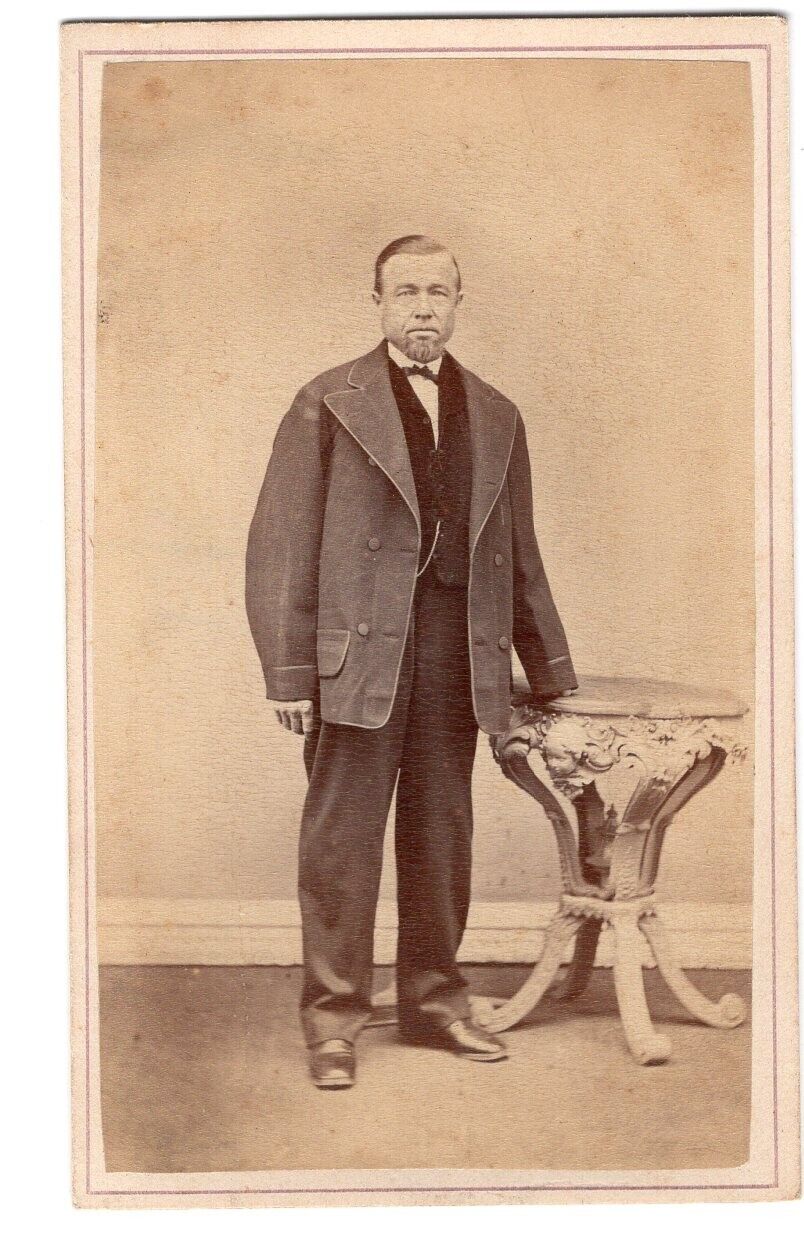 JANESVILLE, WI 1860s Full View Standing Man Antique Victorian CDV NO ID