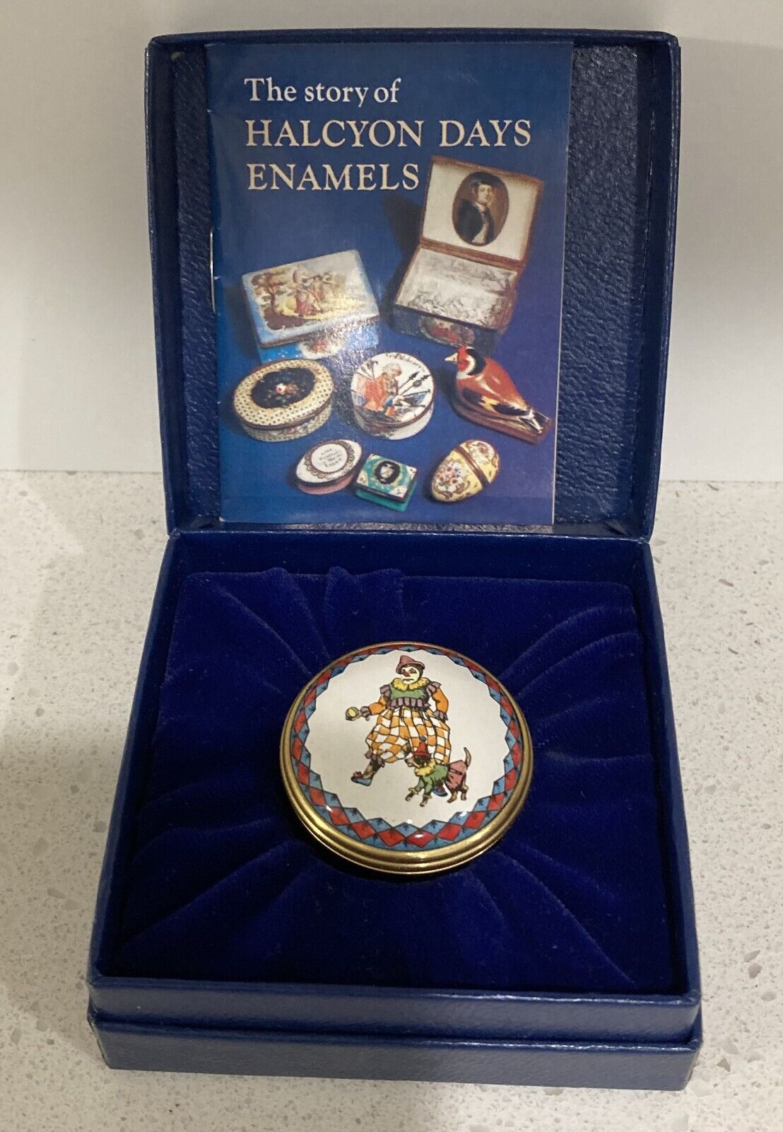 HALCYON DAYS ENAMEL BOX  RARE CLOWN WITH PERFORMING DOG IN ORIGINAL  BOX