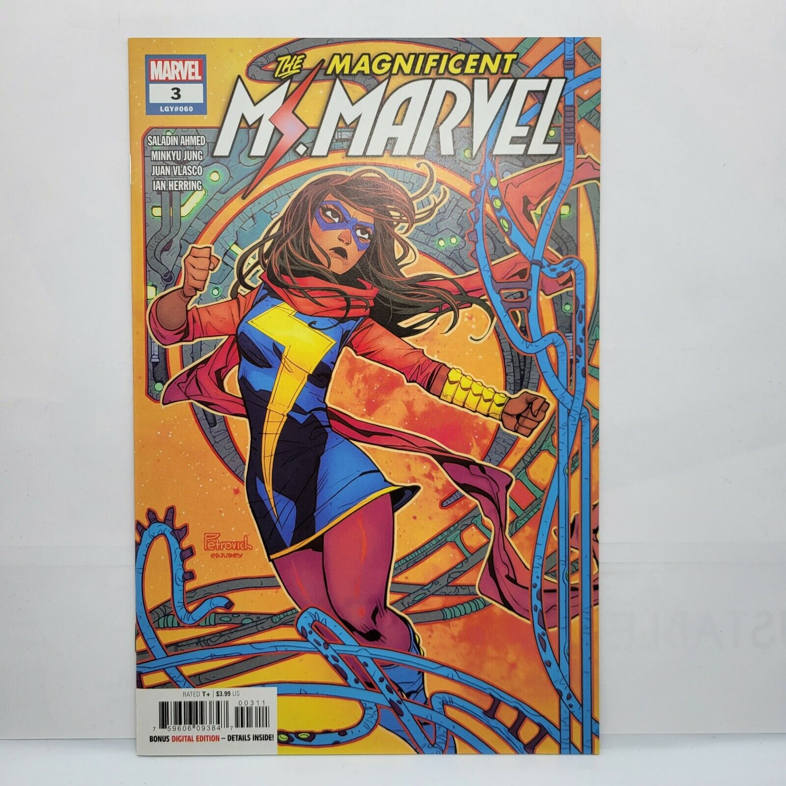 Magnificent Ms Marvel #3 Cover A Regular Eduard Petrovich Cover 2019