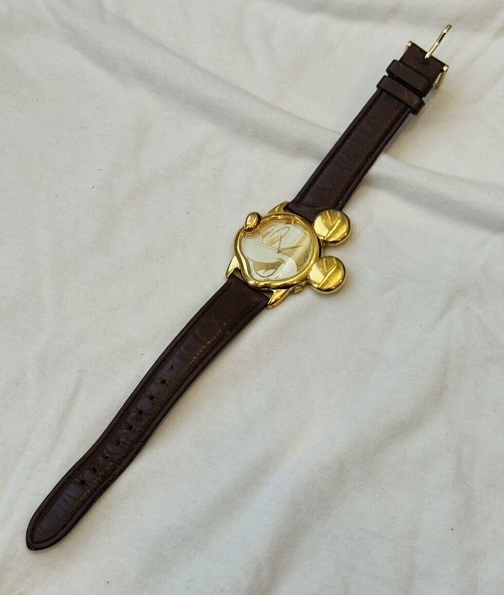 Disney Mickey Mouse Lorus Quartz Gold Tone Leather Watch - Vintage