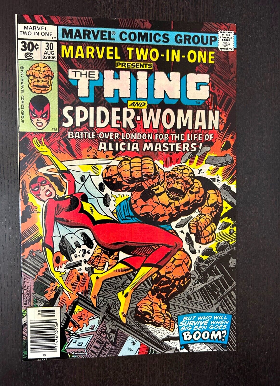 MARVEL TWO IN ONE #30 (Marvel Comics 1977) -- Bronze Age SPIDER WOMAN -- NM-