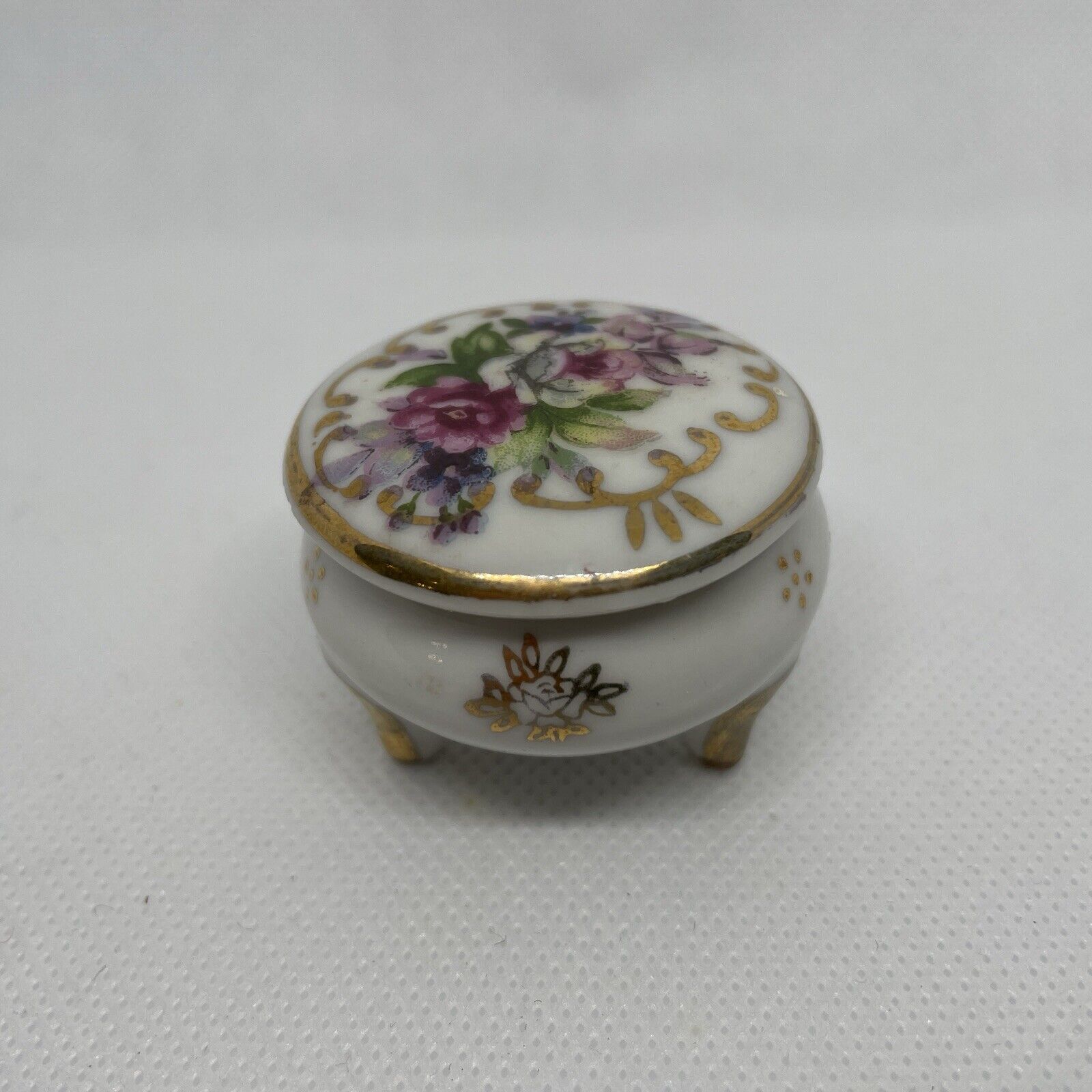 Vintage Miniature Porcelain Japanese Ring Box Lidded Floral Gold Gilding Footed