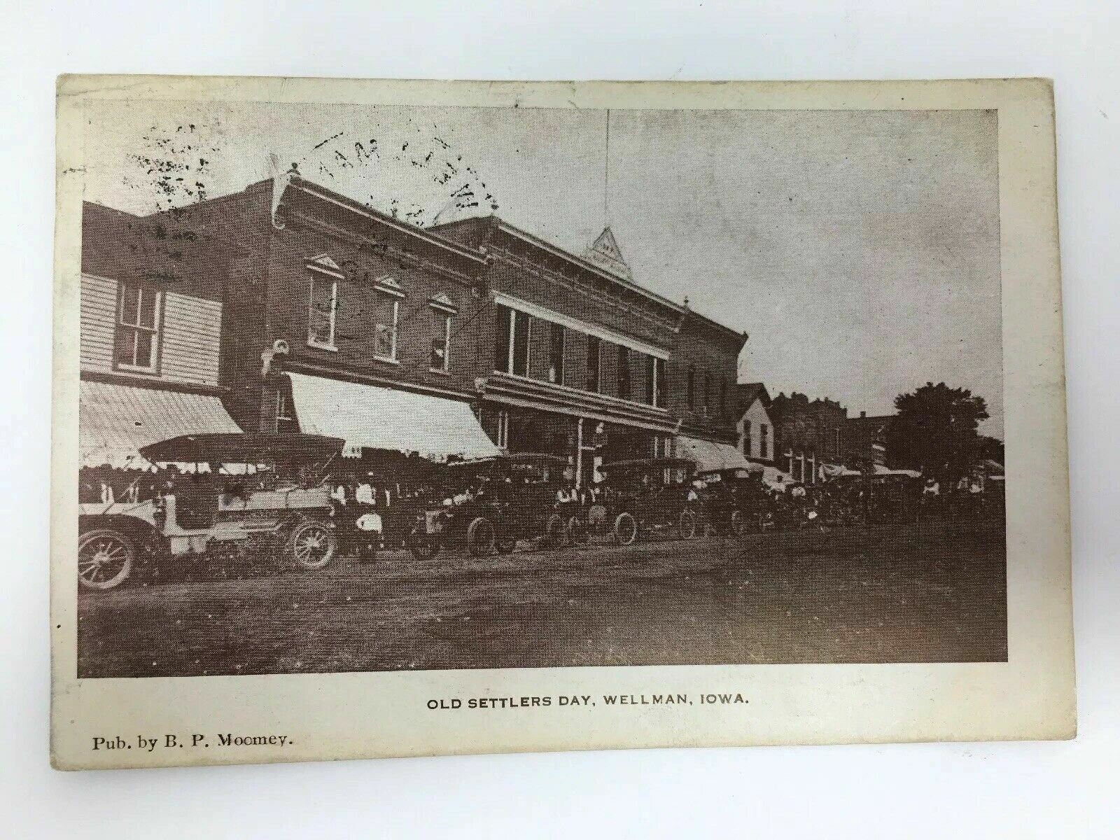 c. 1908 Wellman IA Old Settlers Day Postcard Classic Cars Street Scene