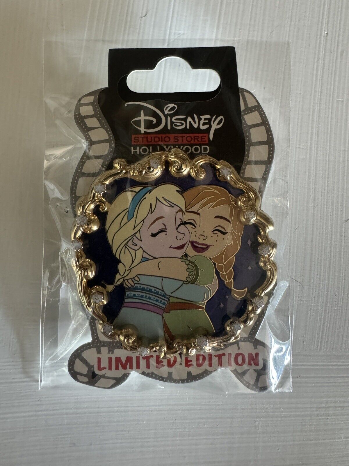 Disney DSSH Frozen 10th Anniversary Pin LE 400 Young Anna And Elsa
