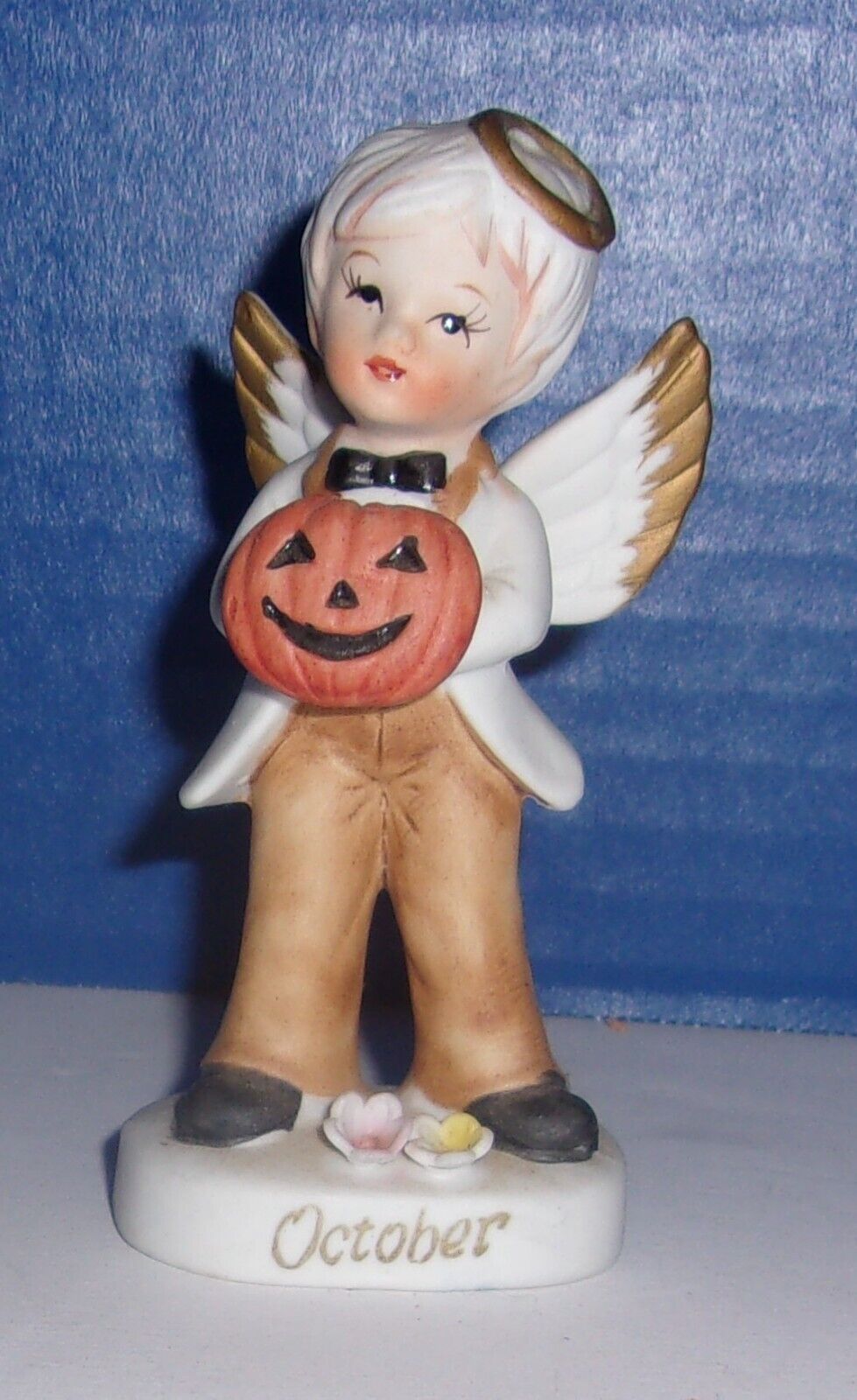 Pre Owned Vintage October Boy Angel Holding a Jack O Lantern MA-114