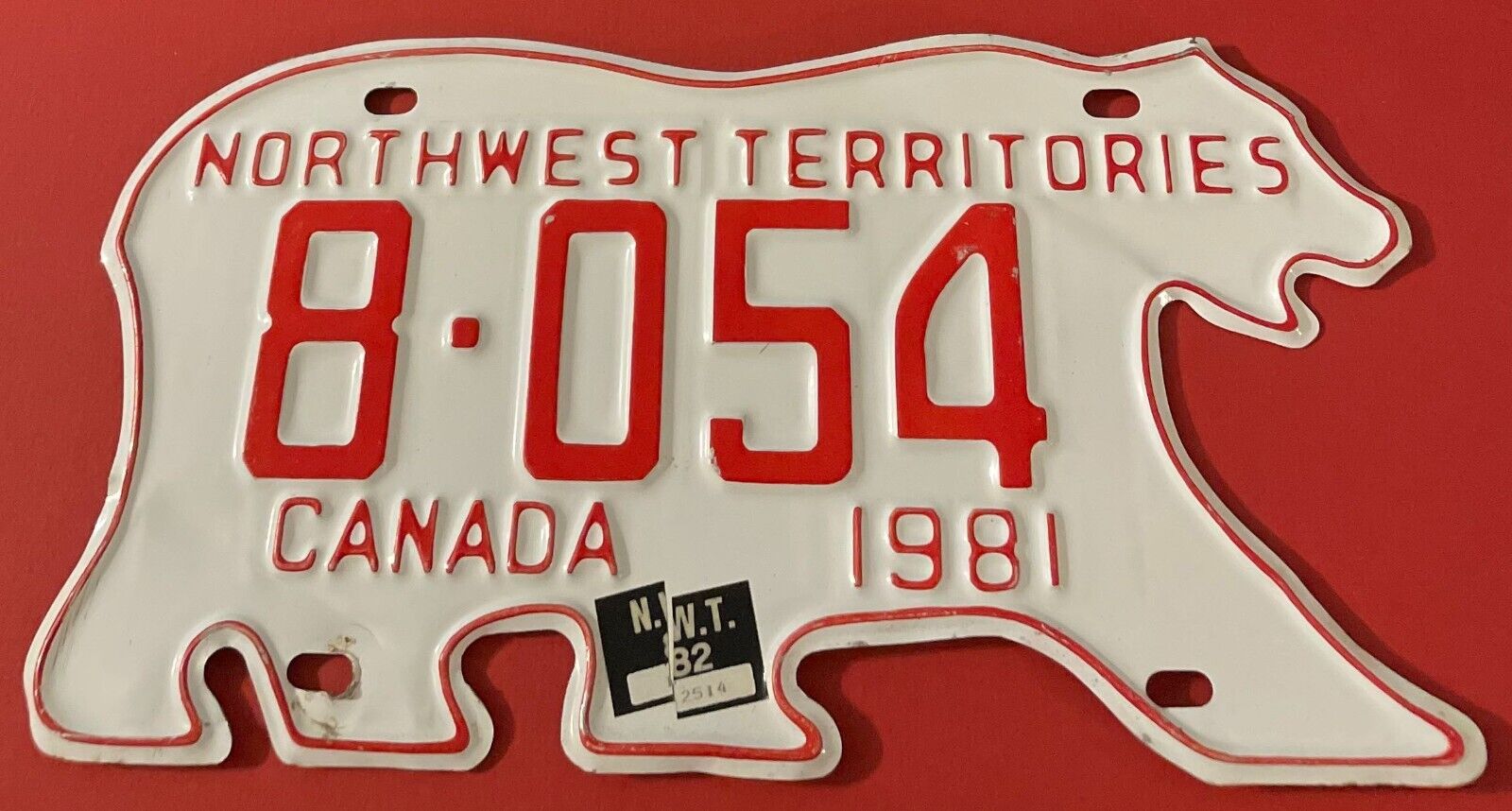 1981 1982 Canada Northwest Territories License Plate 8-054 Bear Shaped