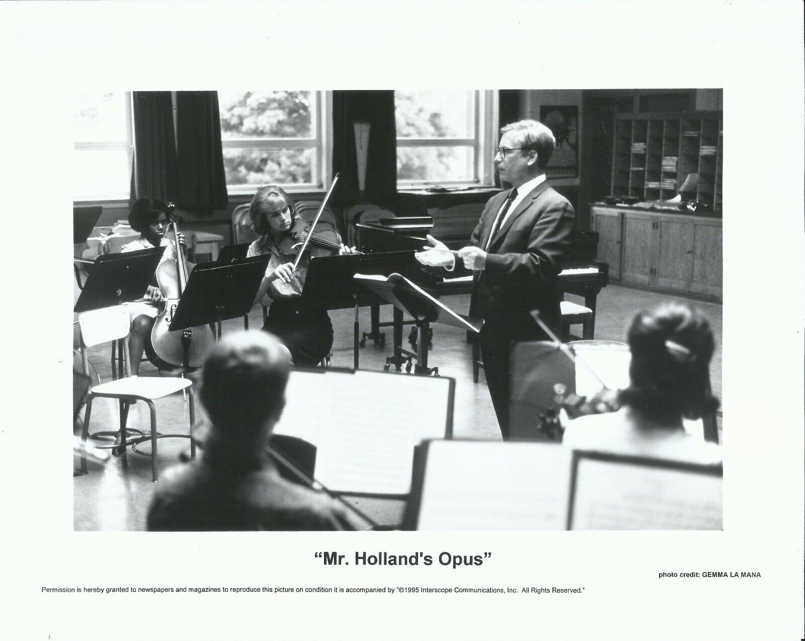 MR. HOLLAND\'S OPUS Richard Dreyfuss Original 1995 Interscope 8x10 Press Photo