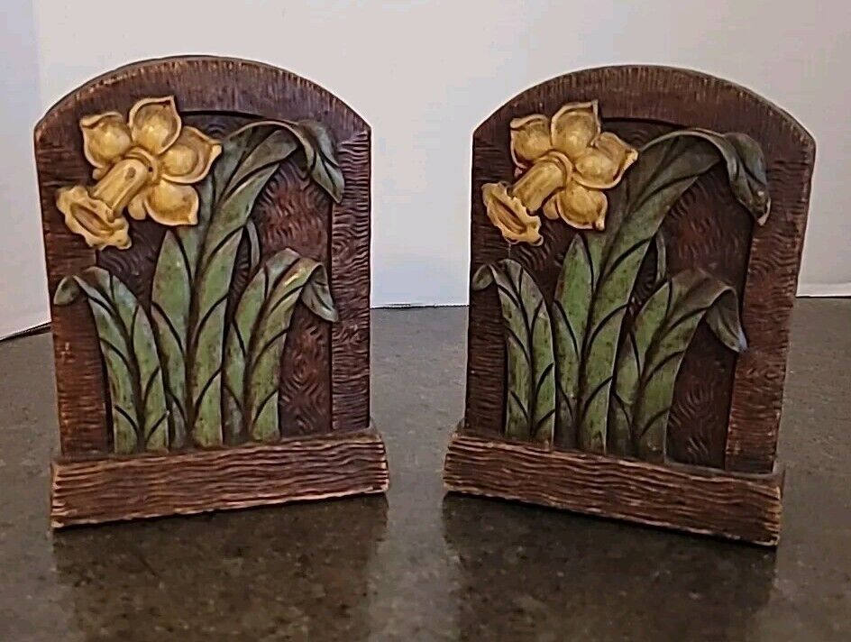 Vintage Pair Of Syroco Wood  Daffodil Bookends