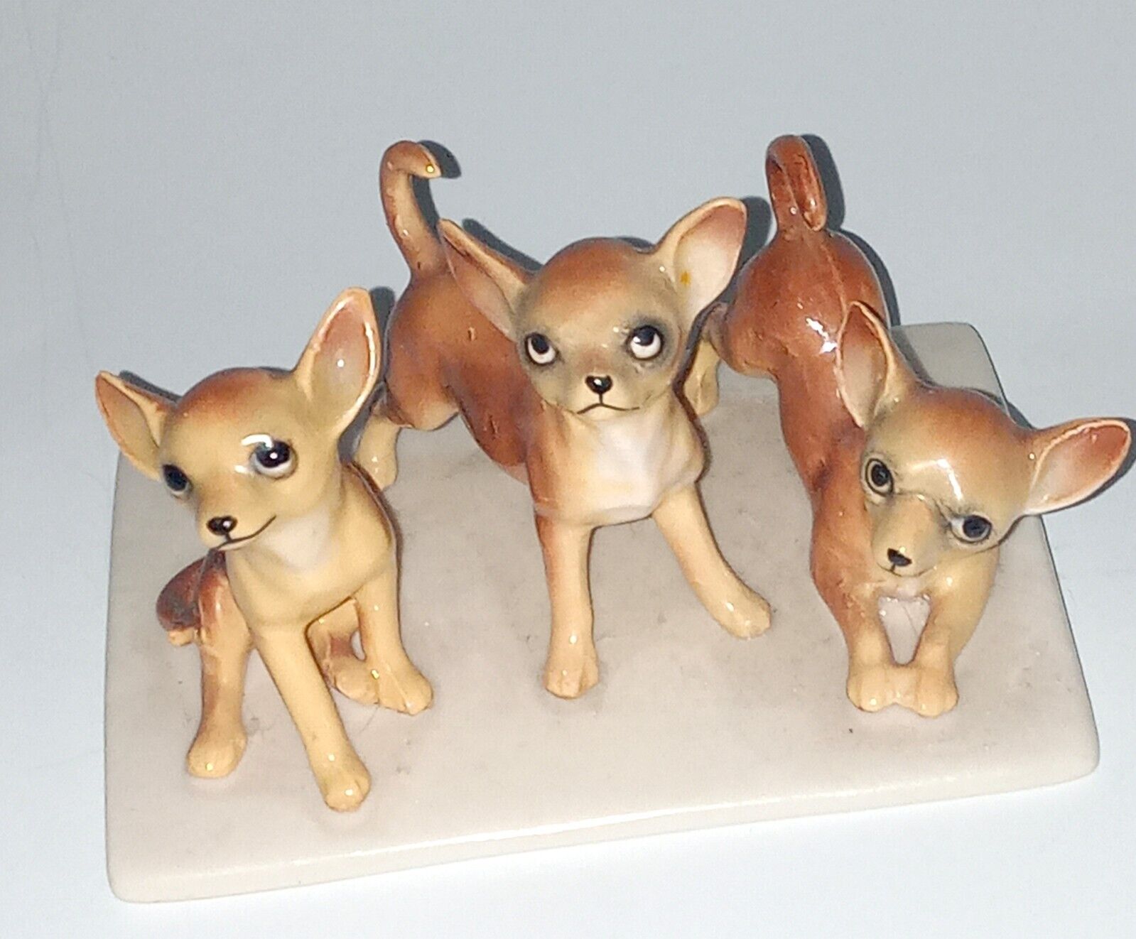 3 VINTAGE CHIHUAHUA Puppy Dog Ceramic FIGURINE On Platform