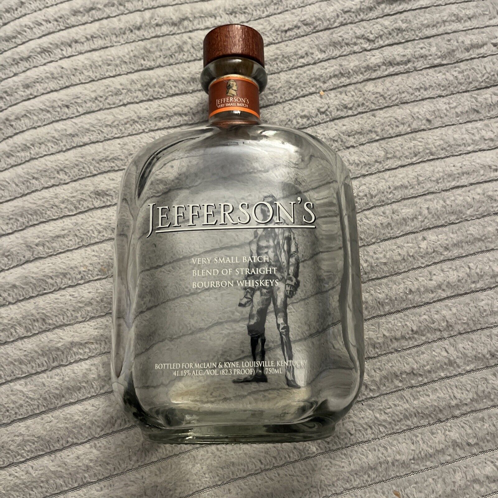 Jefferson\'s Very Small Batch Kentucky Bourbon Whiskey Empty Glass Bottle 750ml