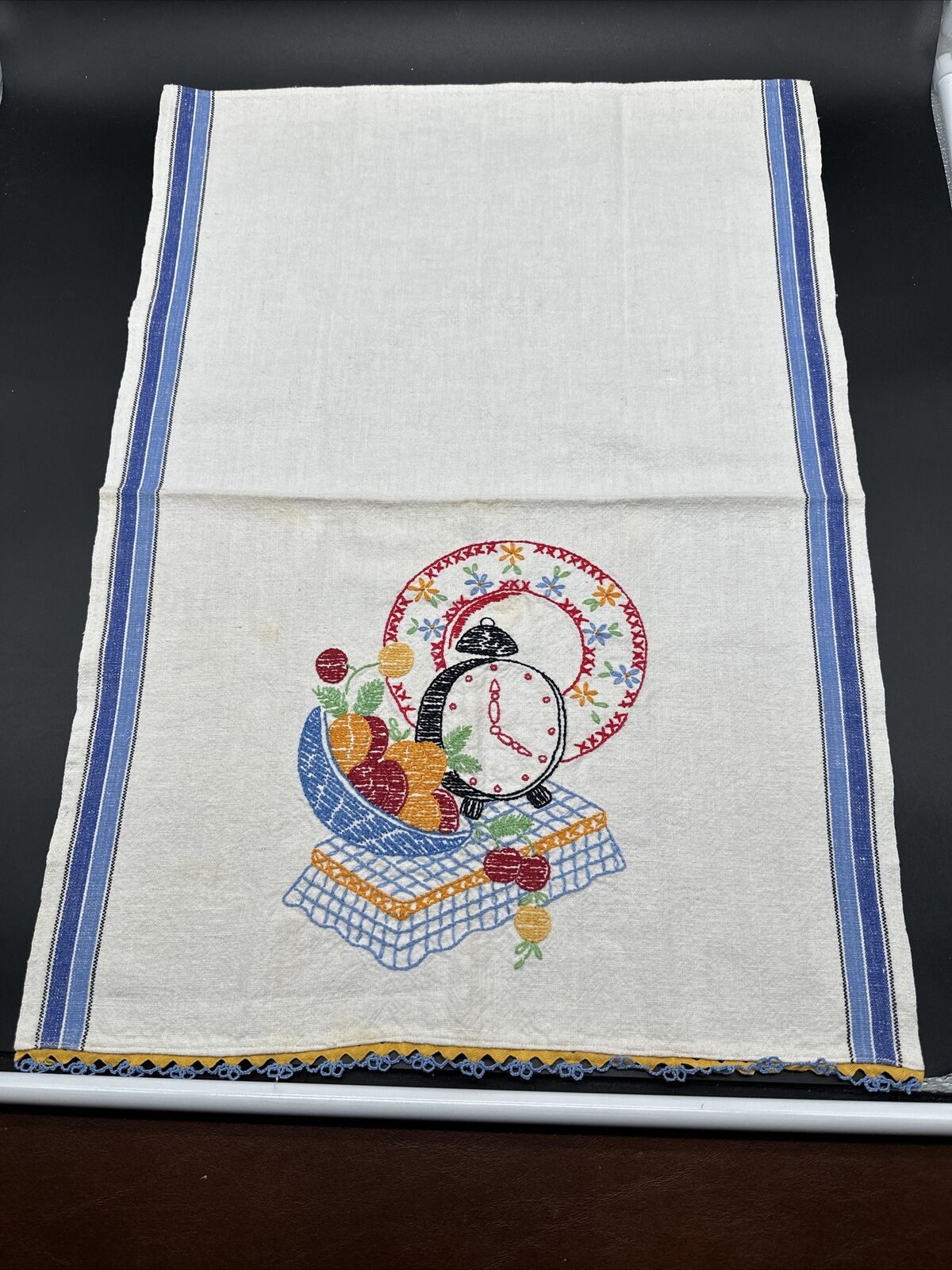 Vintage 60-70’s Embroidered Kitchen Tea Towel Crocheted Hem 22  X 16 Cottagecore
