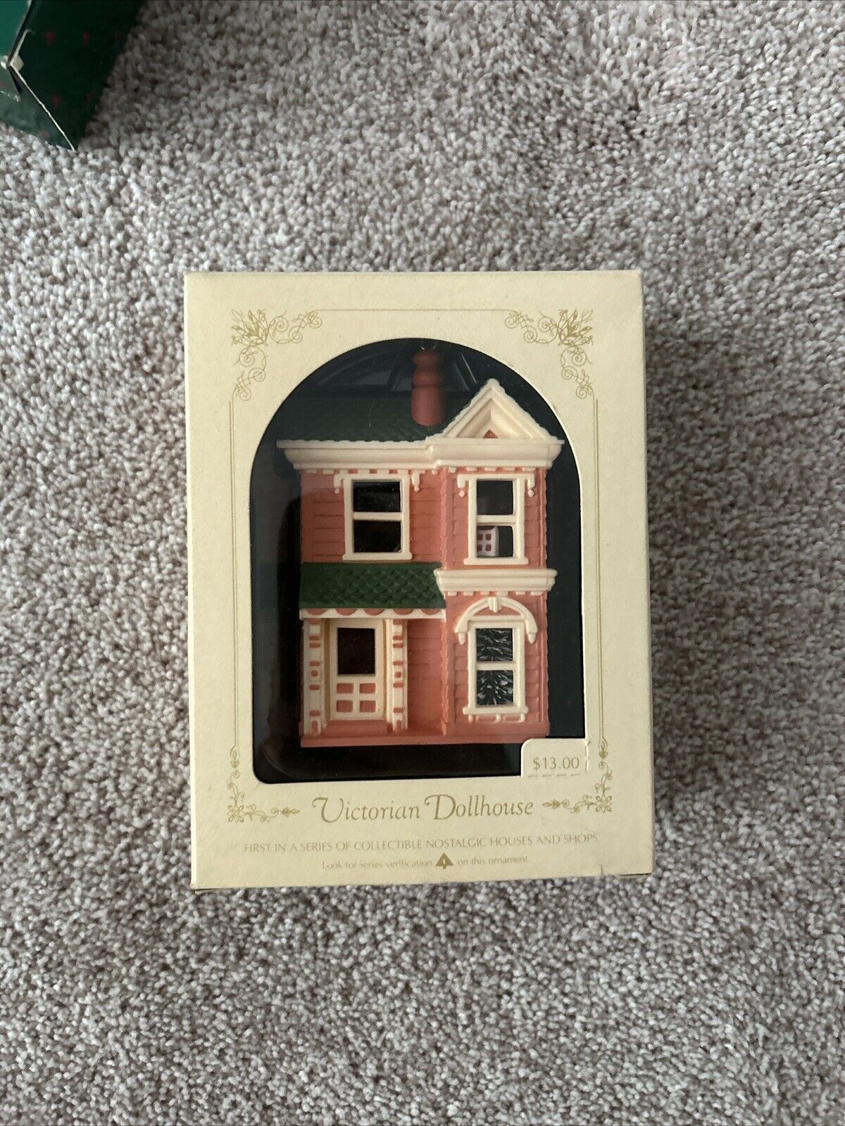 1984 hallmark nostalgic Victorian Dollhouse #1 ornament. Great Condition