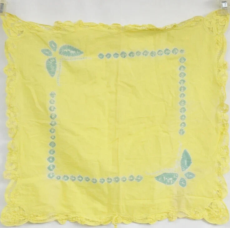 Vintage 70s-80s Lace Trimmed Batik Print Butterfly Tablecloth Boho Bohemian