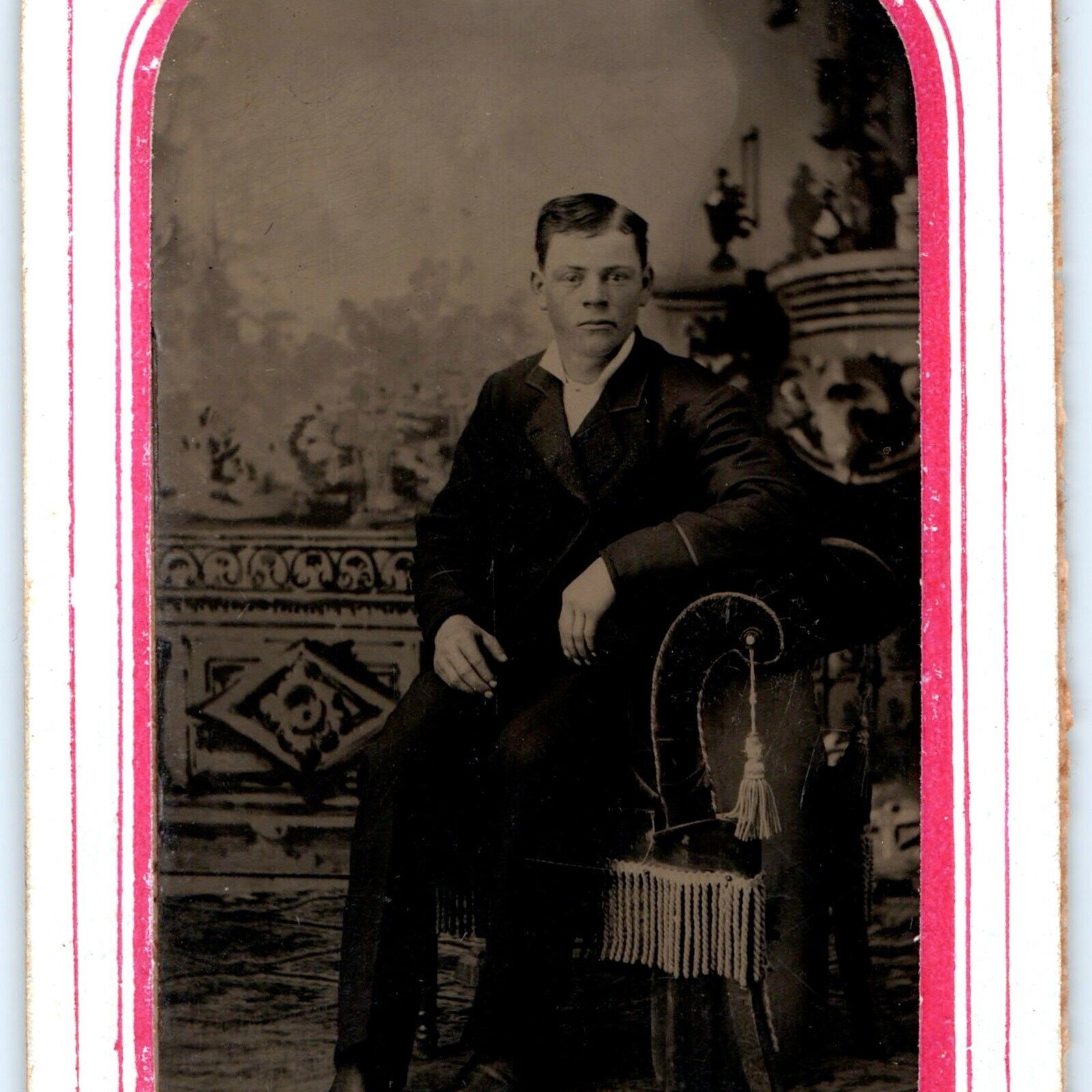 c1860s Handsome Young Man Boy Gentleman Tintype Real Photo Card Paper Border H40