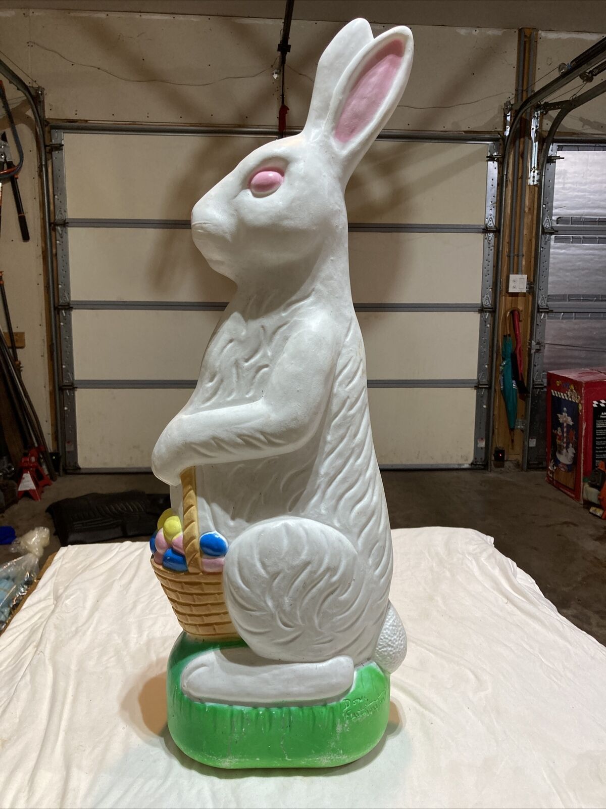1993 Vintage Easter Bunny Rabbit Blow Mold Don Featherstone Union Products 31\