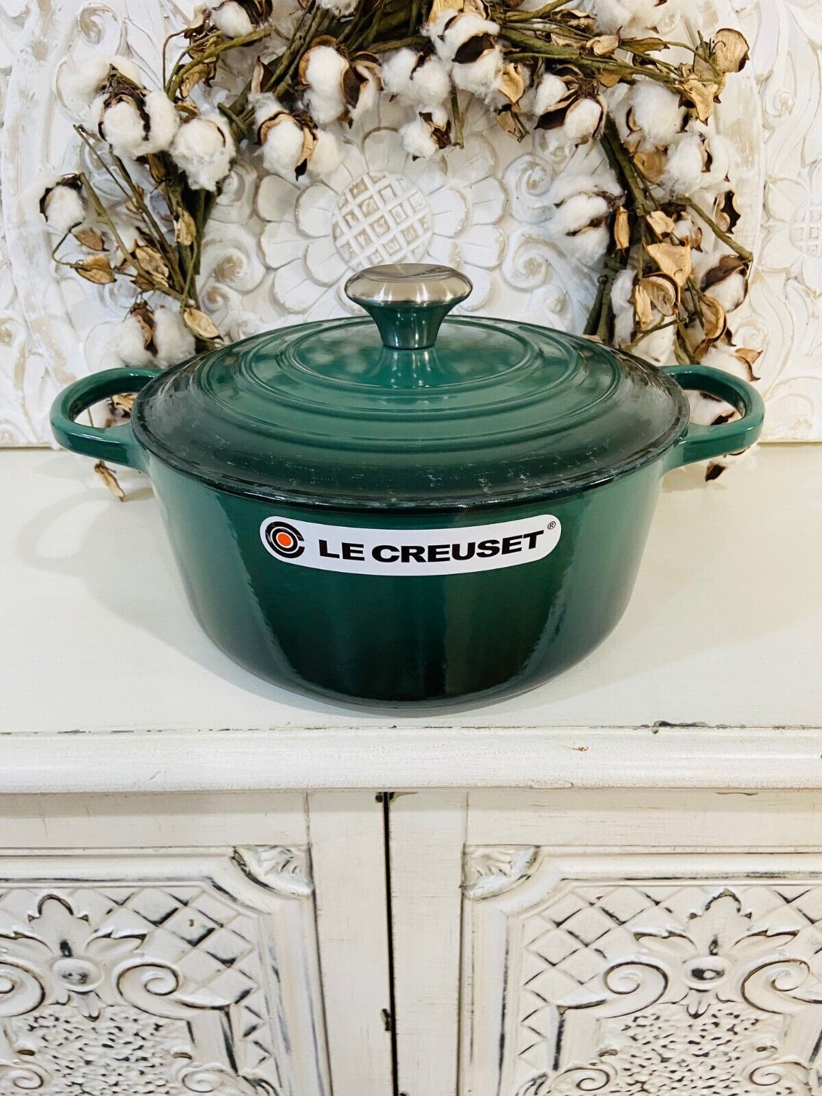 Le Creuset Enameled Cast Iron Signature Round Dutch Oven 4.5 qt Artichaut **READ