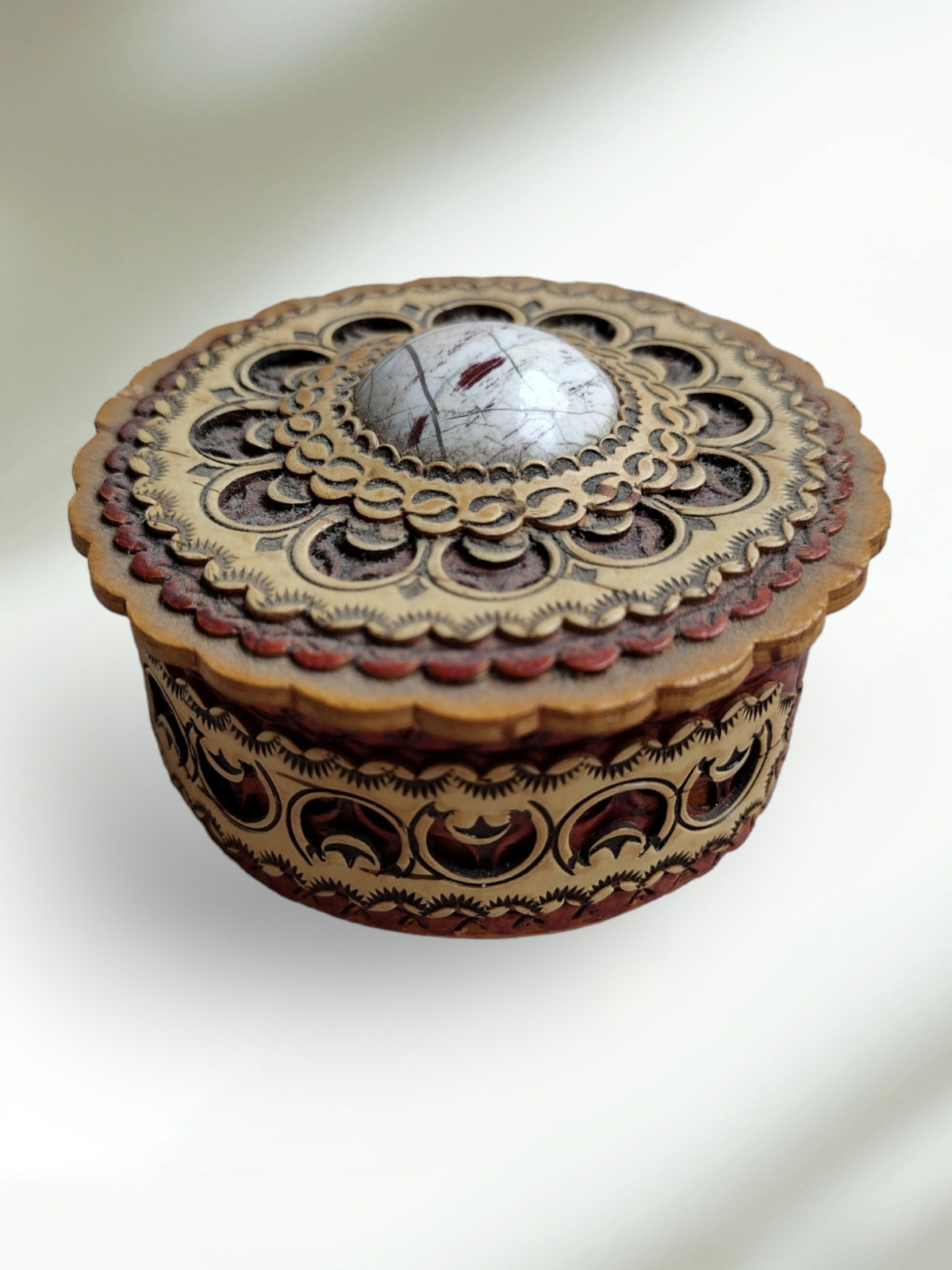 Russian Folk Art/Siberian Birch Bark Handmade Trinket Box w/ Polished Stone