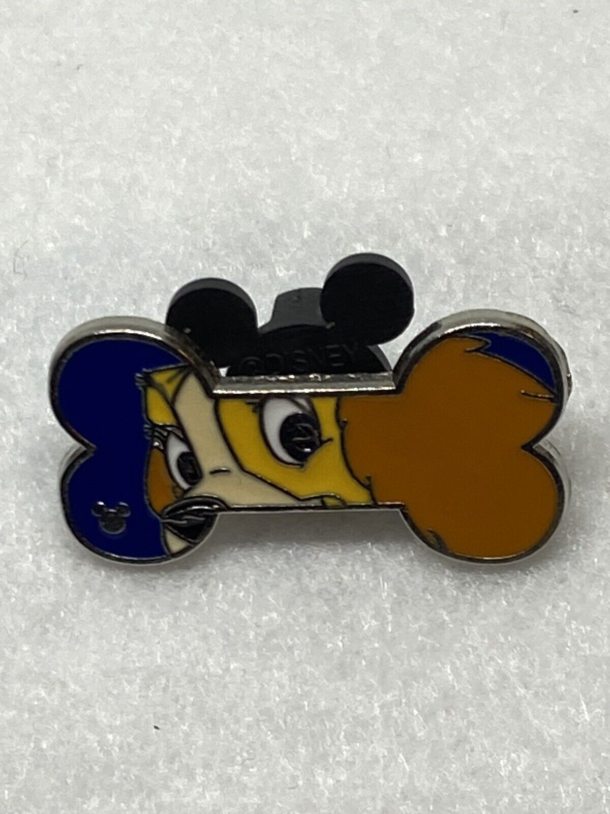 Disney Trading Pin - Disney Dog Bone -  Lady from Lady and the Tramp