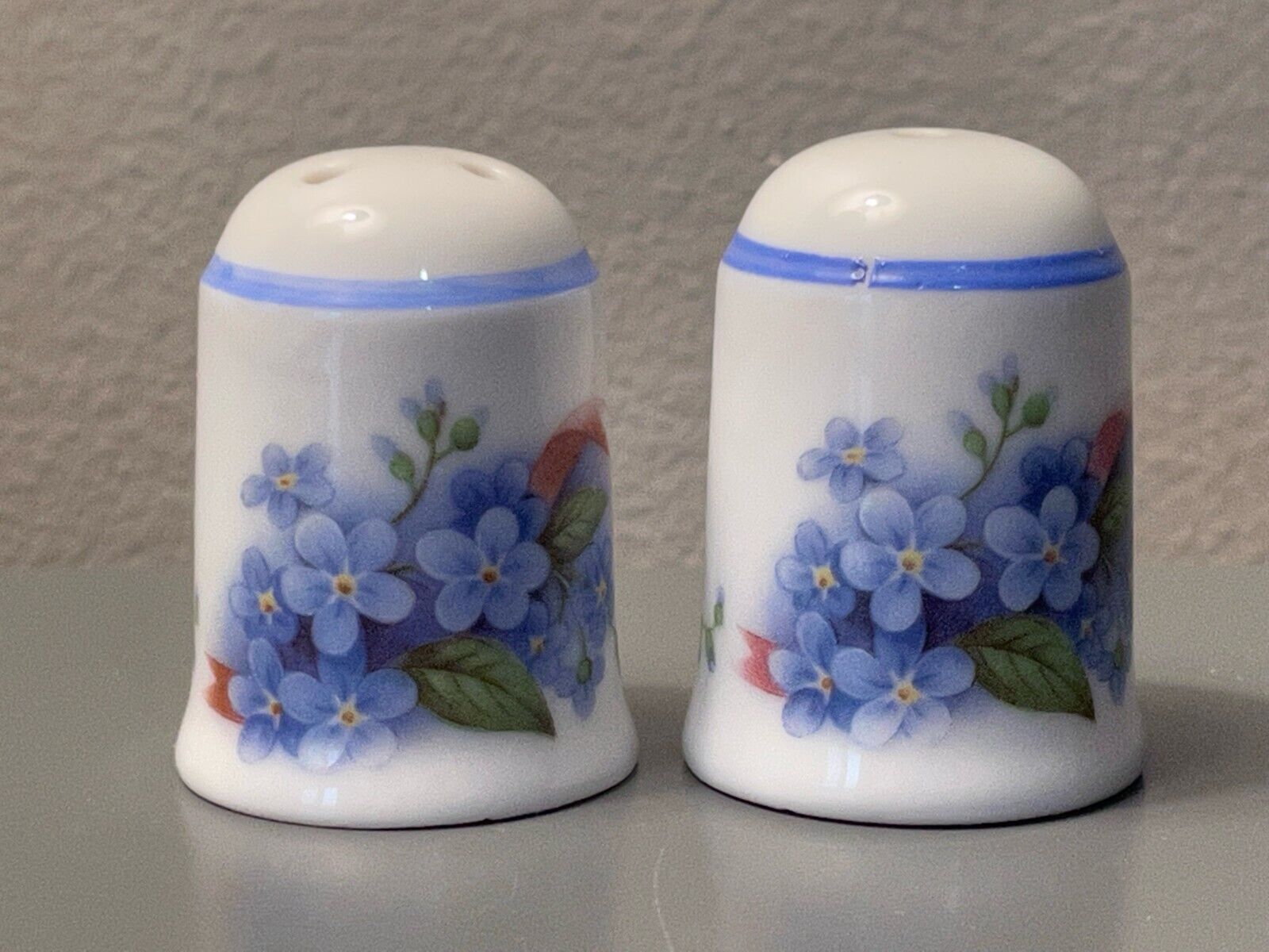Vintage REUTTER Mini Porcelain Salt & Pepper Shakers Floral White Blue Germany
