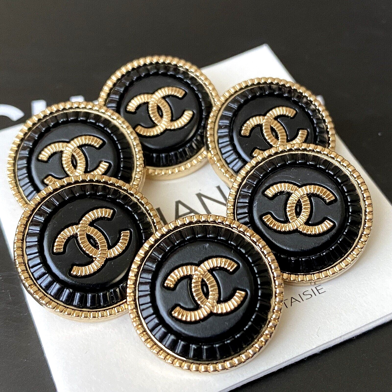 Lot of 6 Chanel Button Gold Tone CC Buttons 20 mm Stamped Logo 0,79 inch Metall