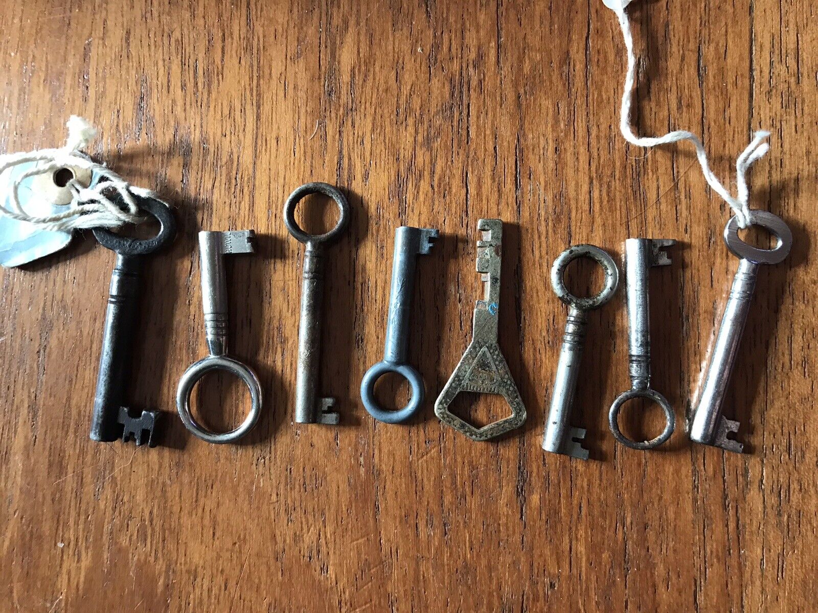 Vintage Antique SKELETON Keys Door House Closet Wardrobe Cabinet