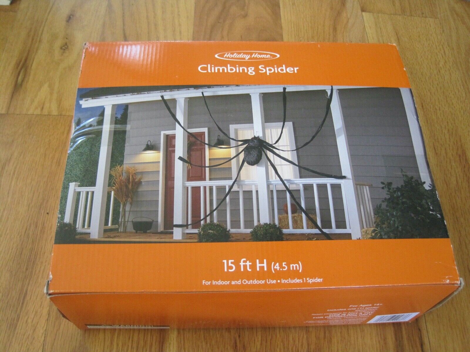 Climbing Spider Holiday Home In 15 Feet
