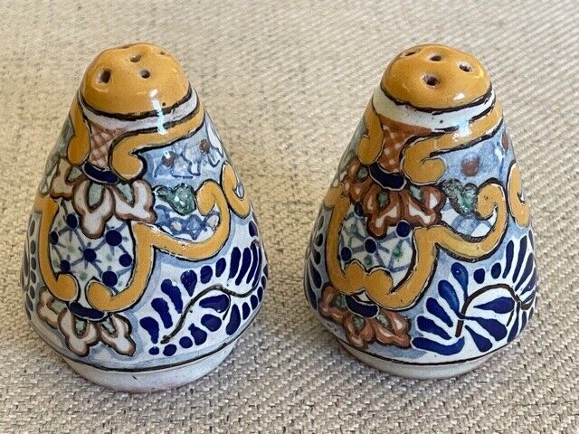 Gorgeous Authentic Talavera Salt and Pepper Signed NEW Purchased In Puebla