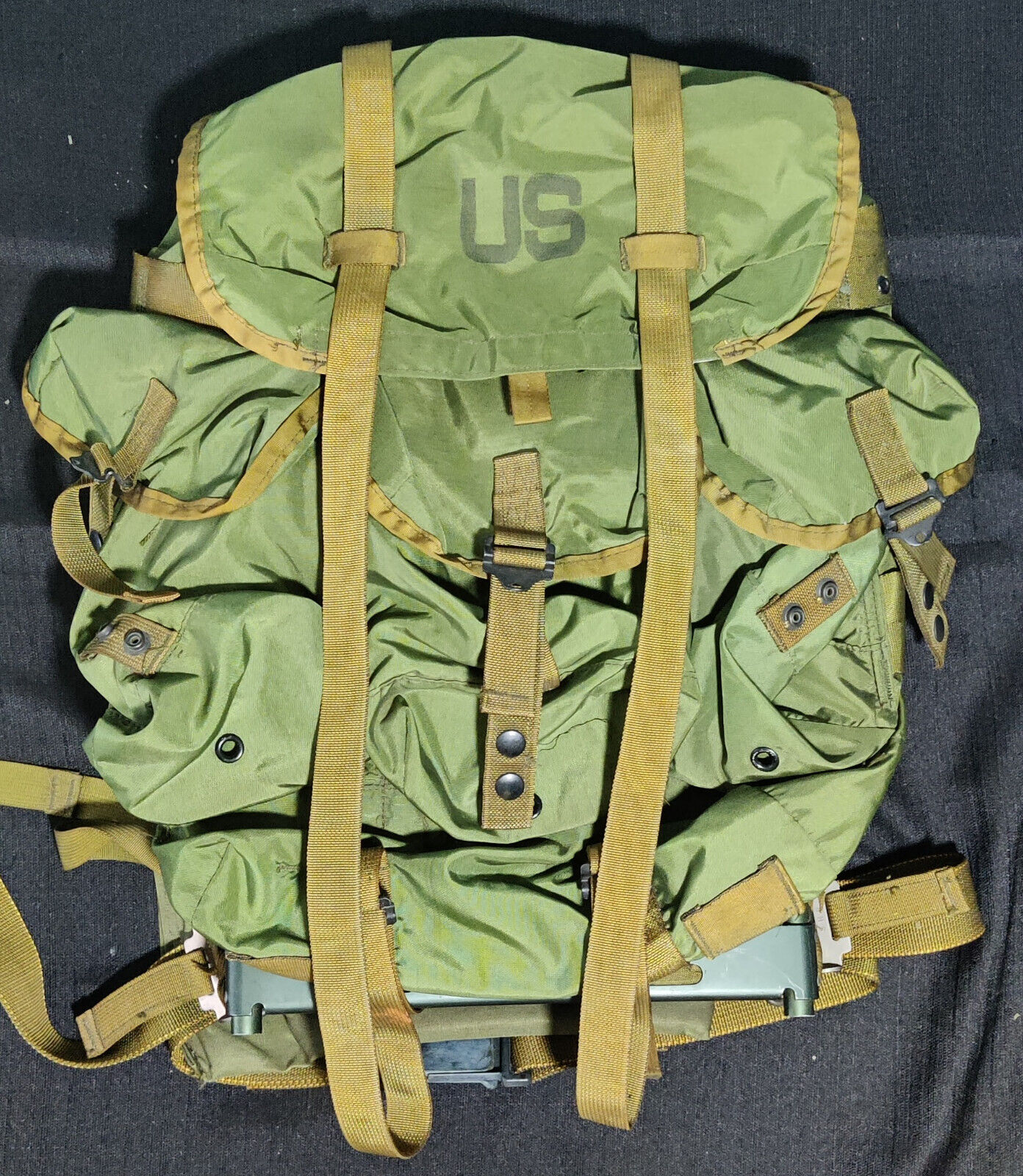 Beautiful Genuine US Military Medium ALICE Rucksack Field Pack Combat Nylon