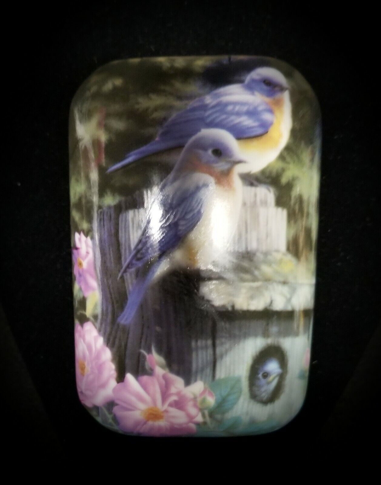 Beautiful Vintage Hand Painted Blue Birds Porcelain Hinged Jewlery Box